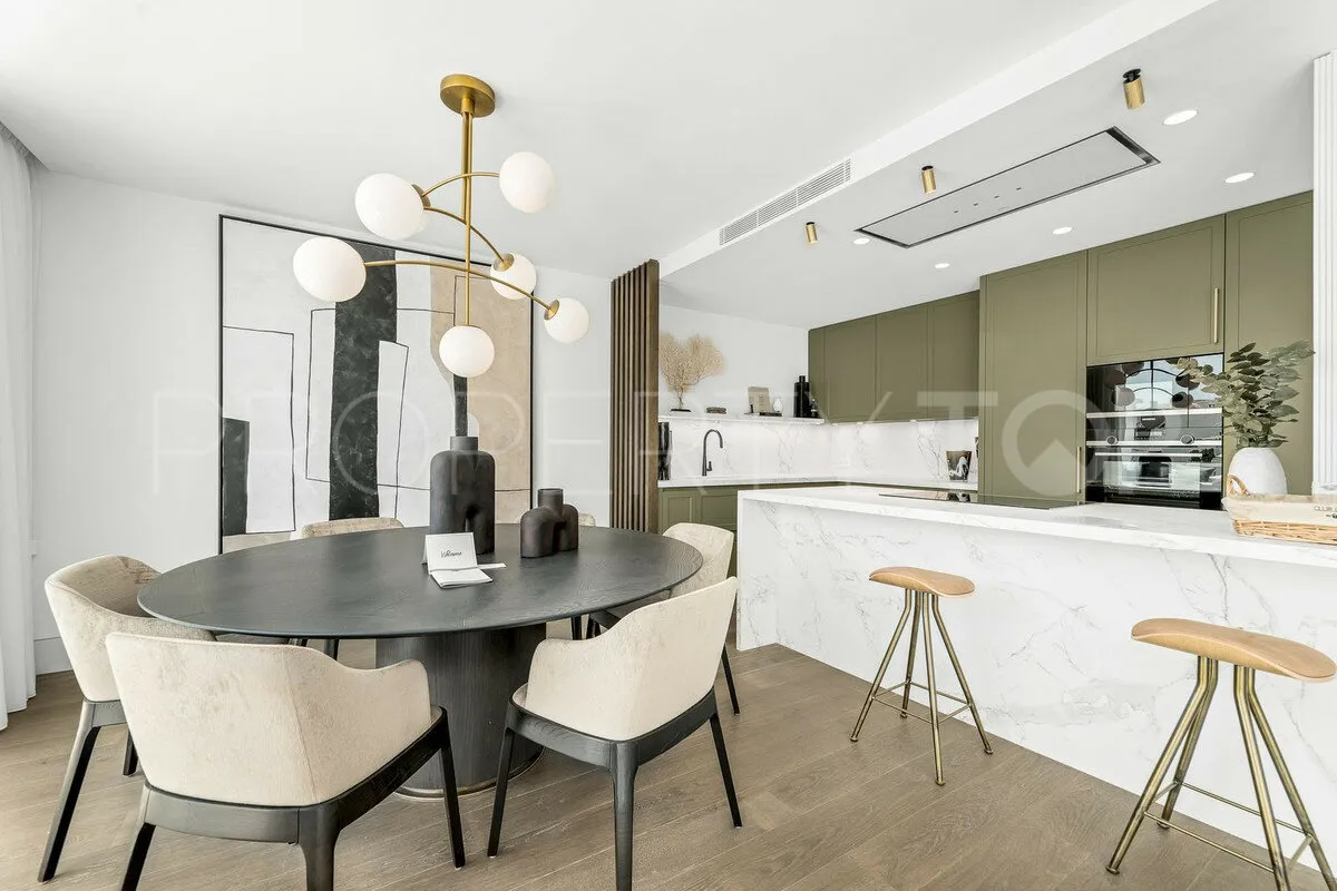 Ático de 3 dormitorios en venta en Alhambra del Mar