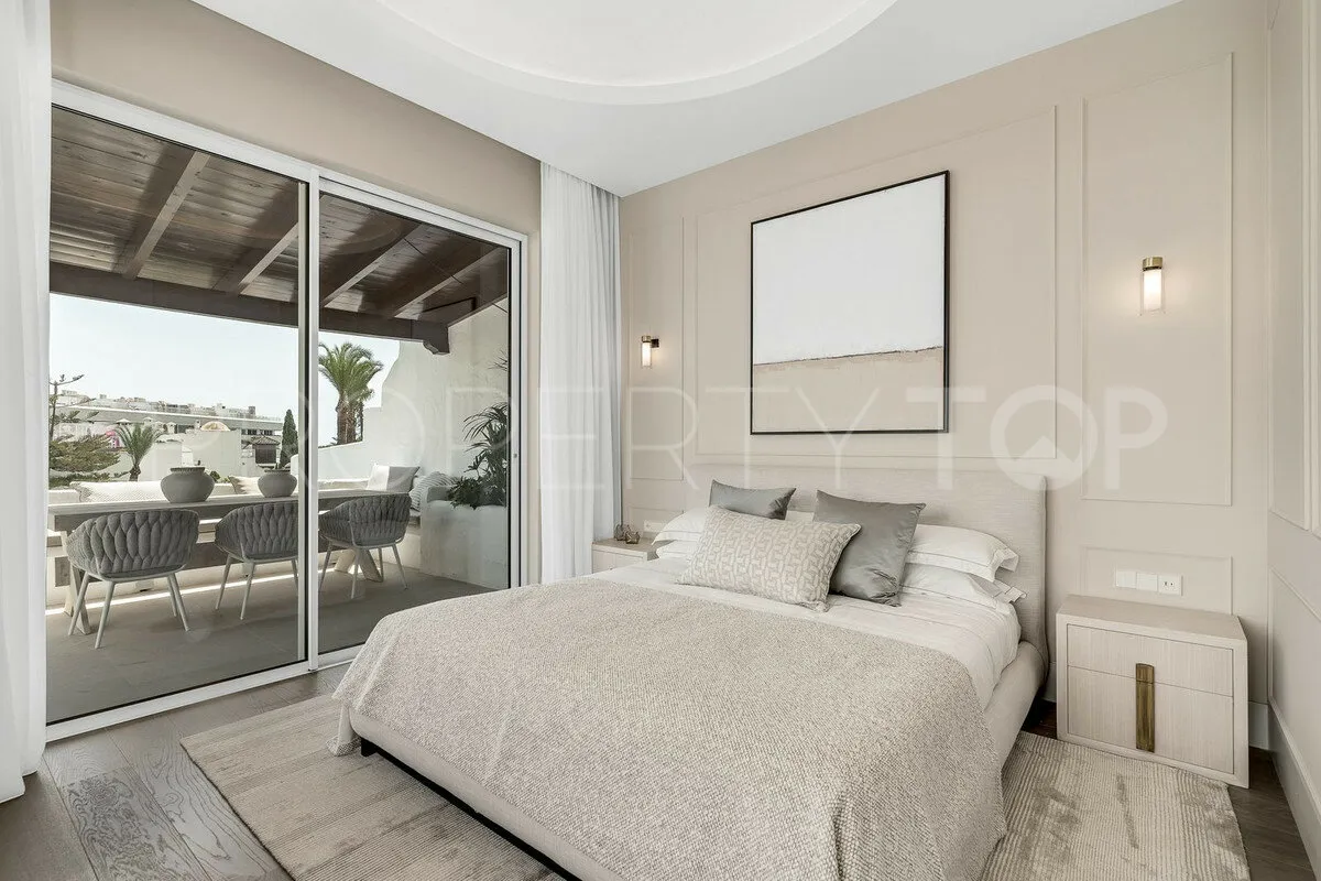 Ático de 3 dormitorios en venta en Alhambra del Mar