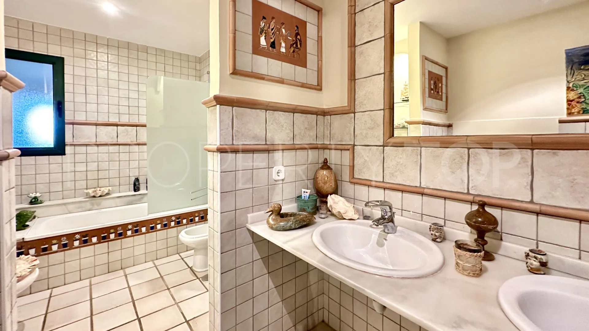 Se vende villa en Zona B