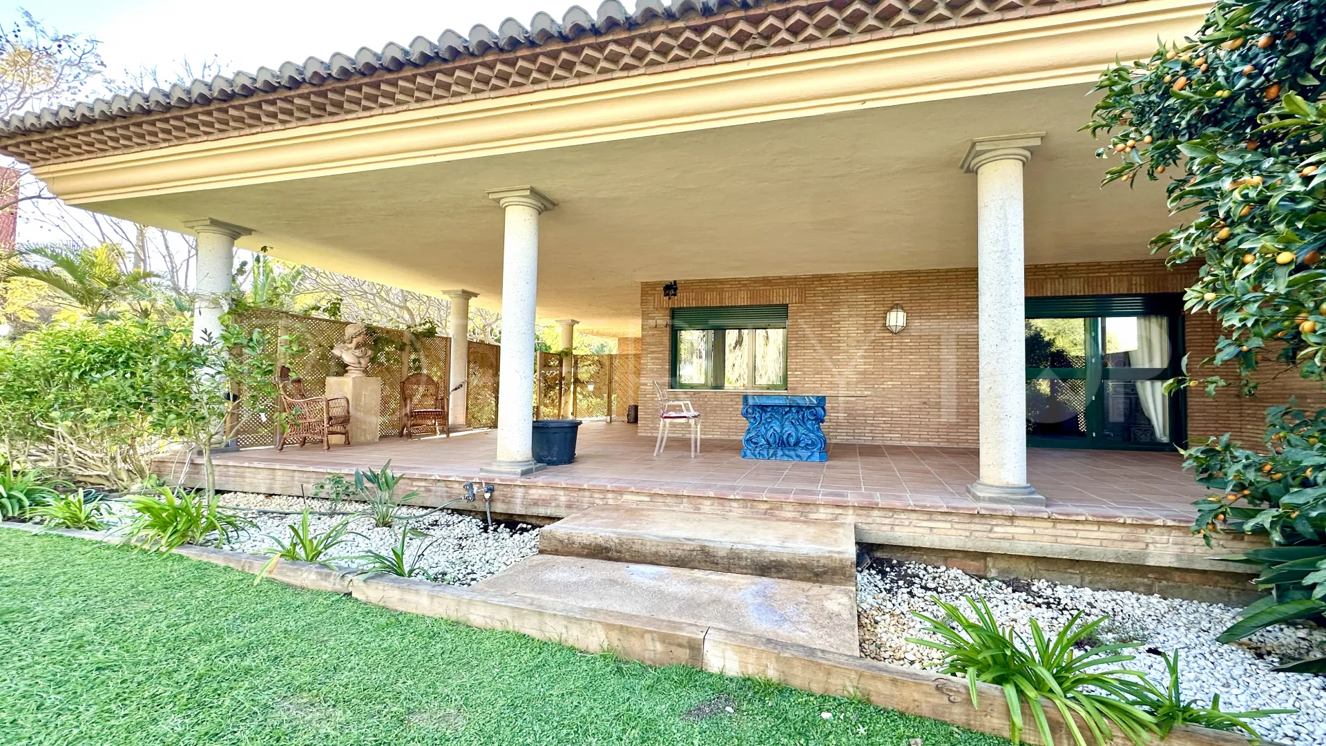 Se vende villa en Zona B