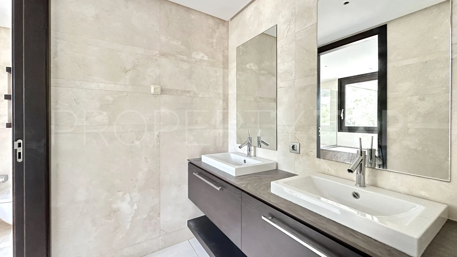 Duplex en venta de 4 dormitorios en Hacienda de Valderrama