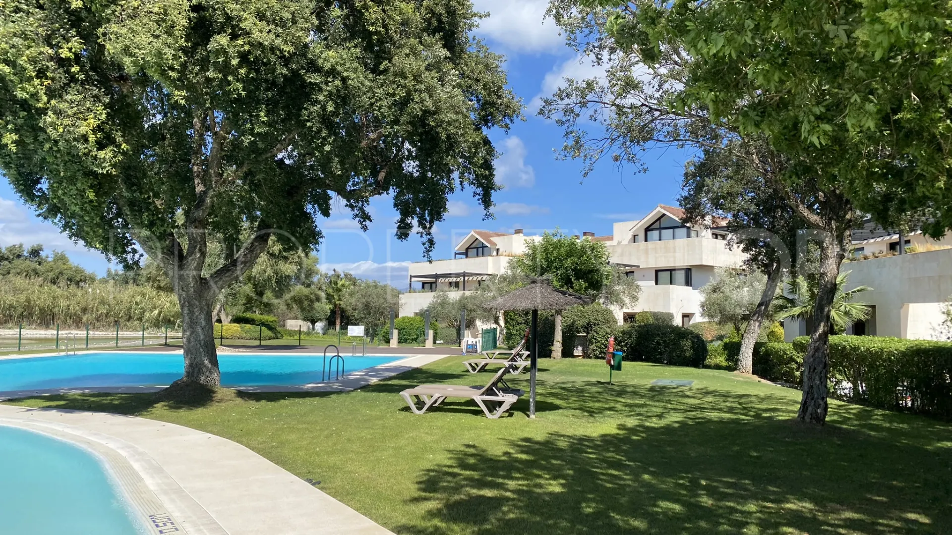 Duplex en venta de 4 dormitorios en Hacienda de Valderrama