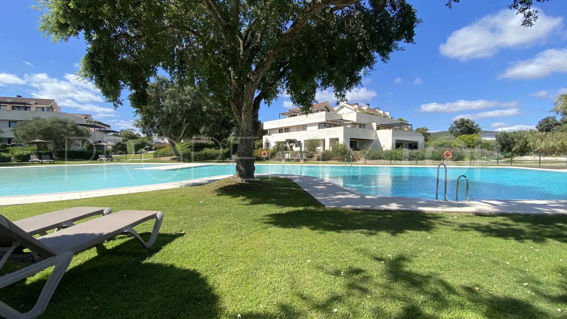 Duplex en venta de 4 dormitorios en Hacienda de Valderrama