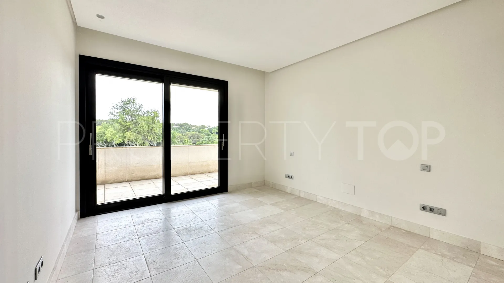 Duplex en venta de 4 dormitorios en Hacienda de Valderrama