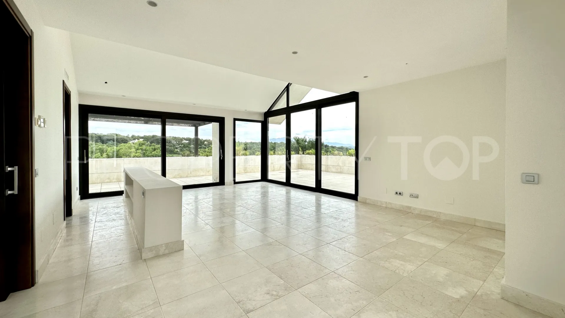 Duplex en venta de 4 dormitorios en Hacienda de Valderrama