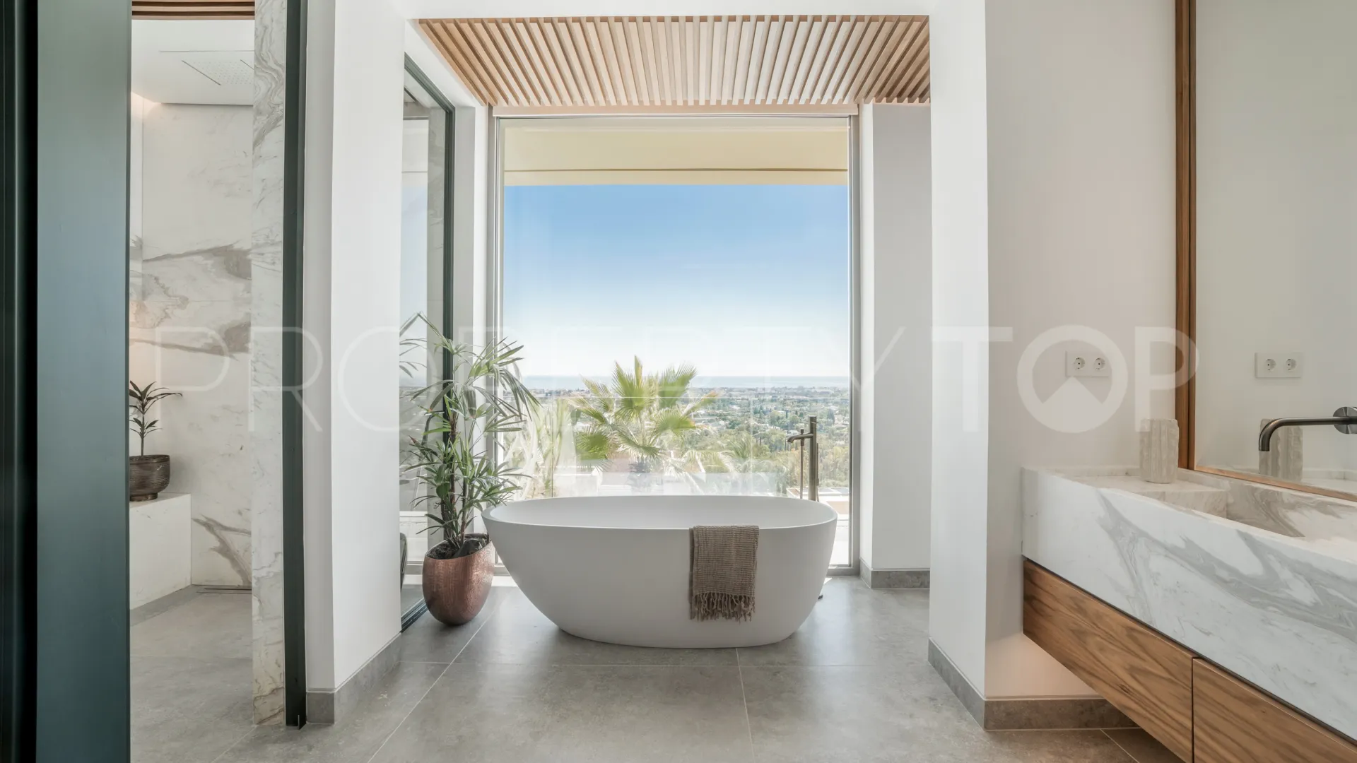 Chalet for sale in La Quinta
