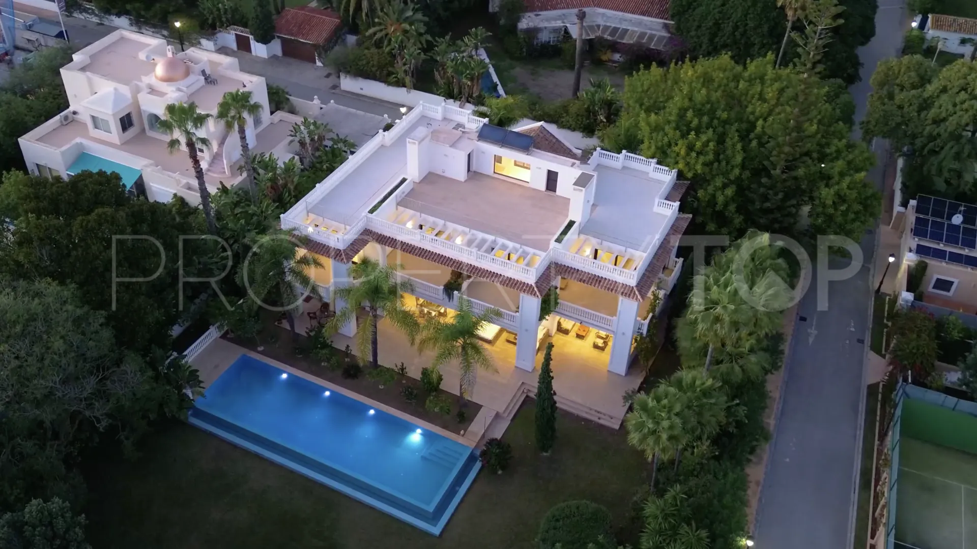 For sale Casasola chalet with 7 bedrooms