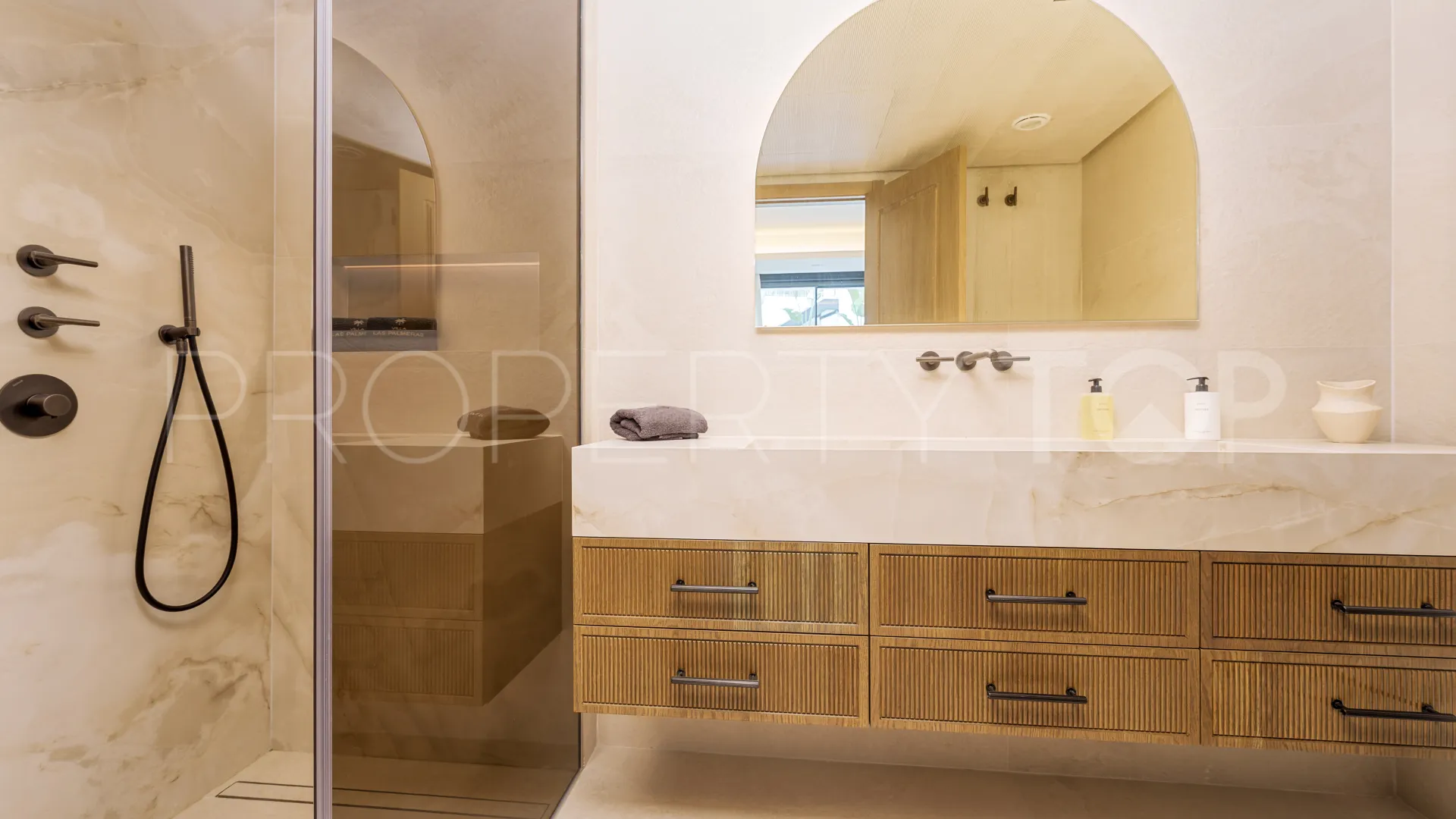 For sale Nueva Andalucia chalet