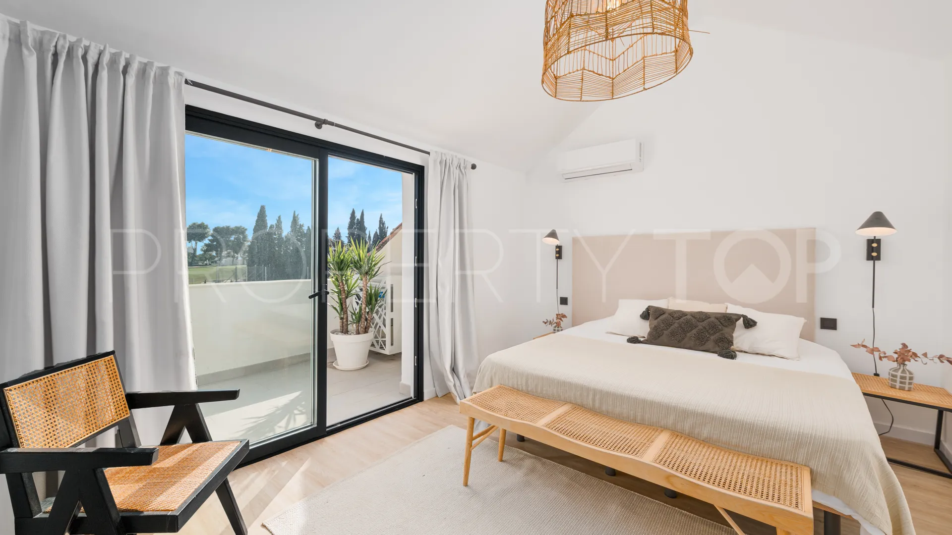 3 bedrooms penthouse for sale in Aloha