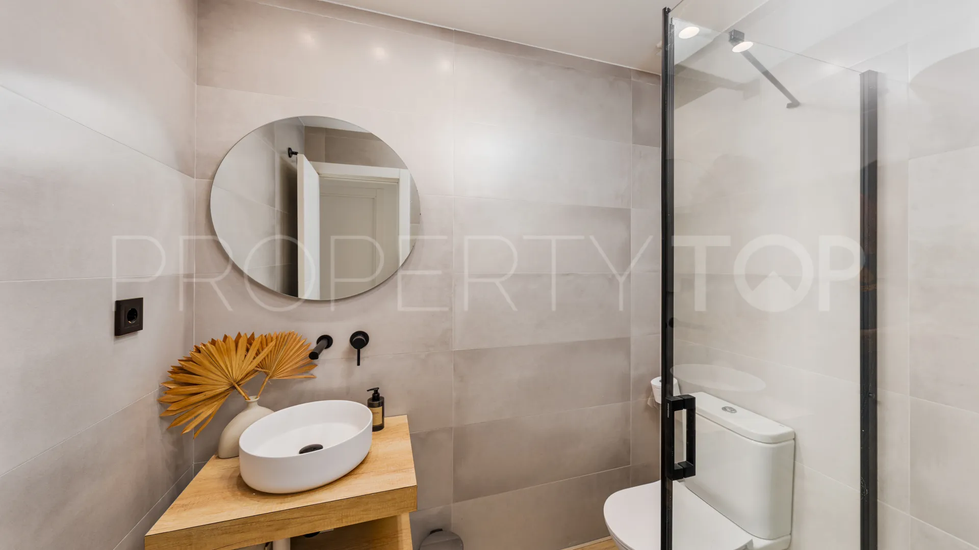 3 bedrooms penthouse for sale in Aloha