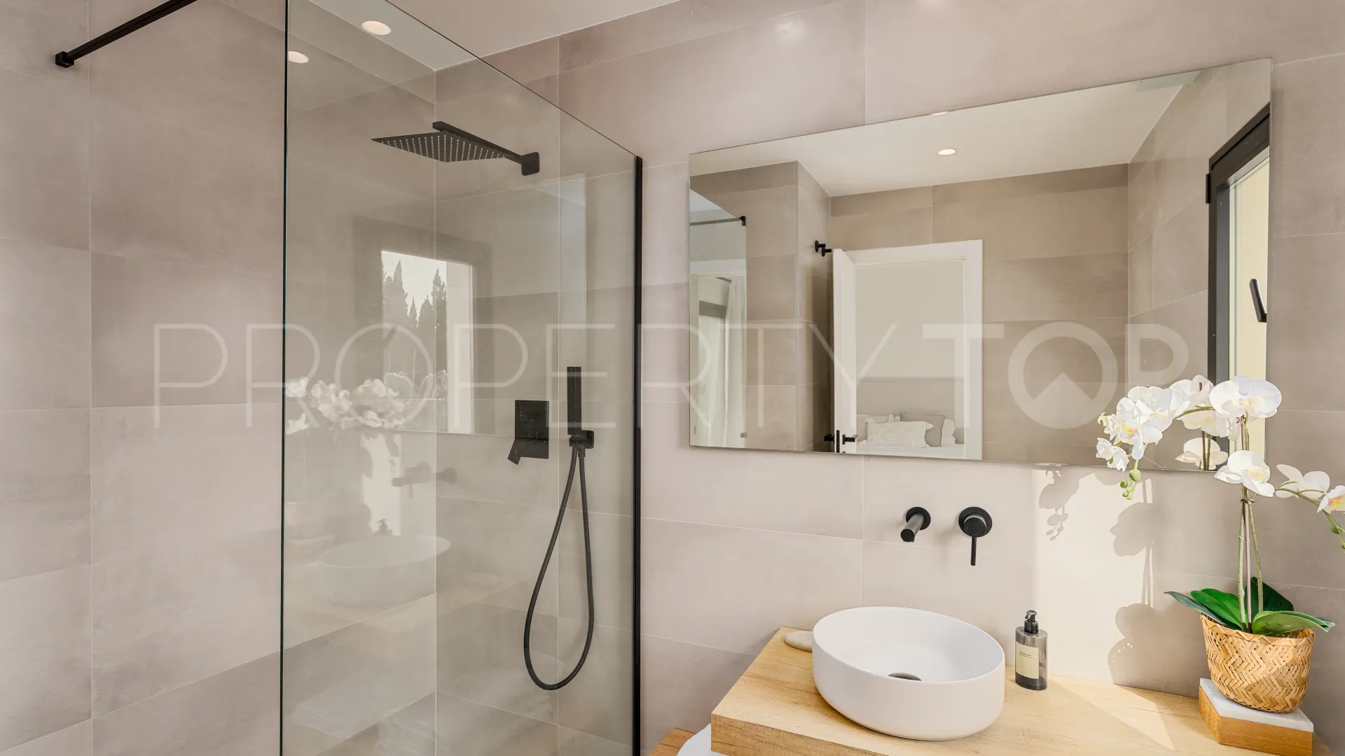 3 bedrooms penthouse for sale in Aloha