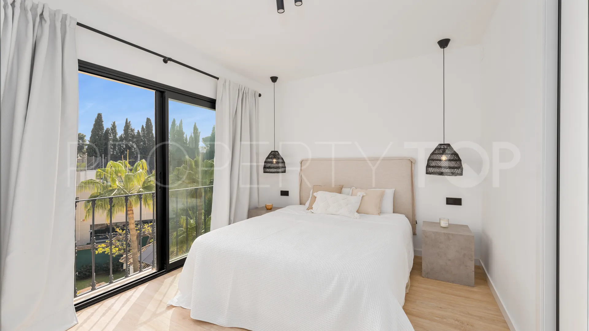 3 bedrooms penthouse for sale in Aloha