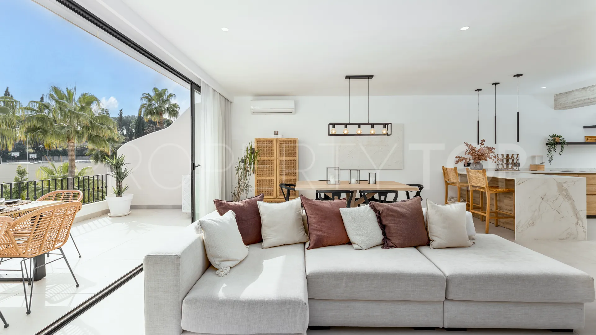 3 bedrooms penthouse for sale in Aloha