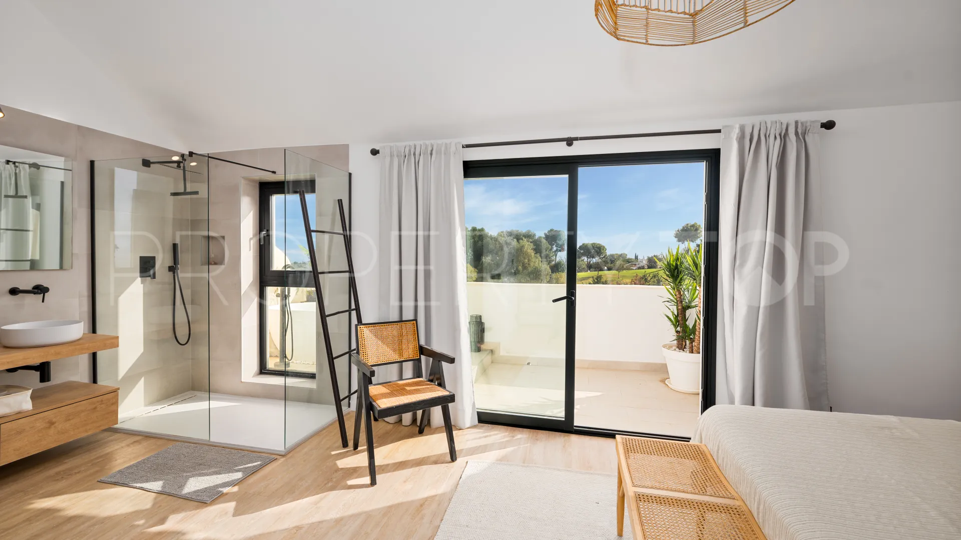 3 bedrooms penthouse for sale in Aloha