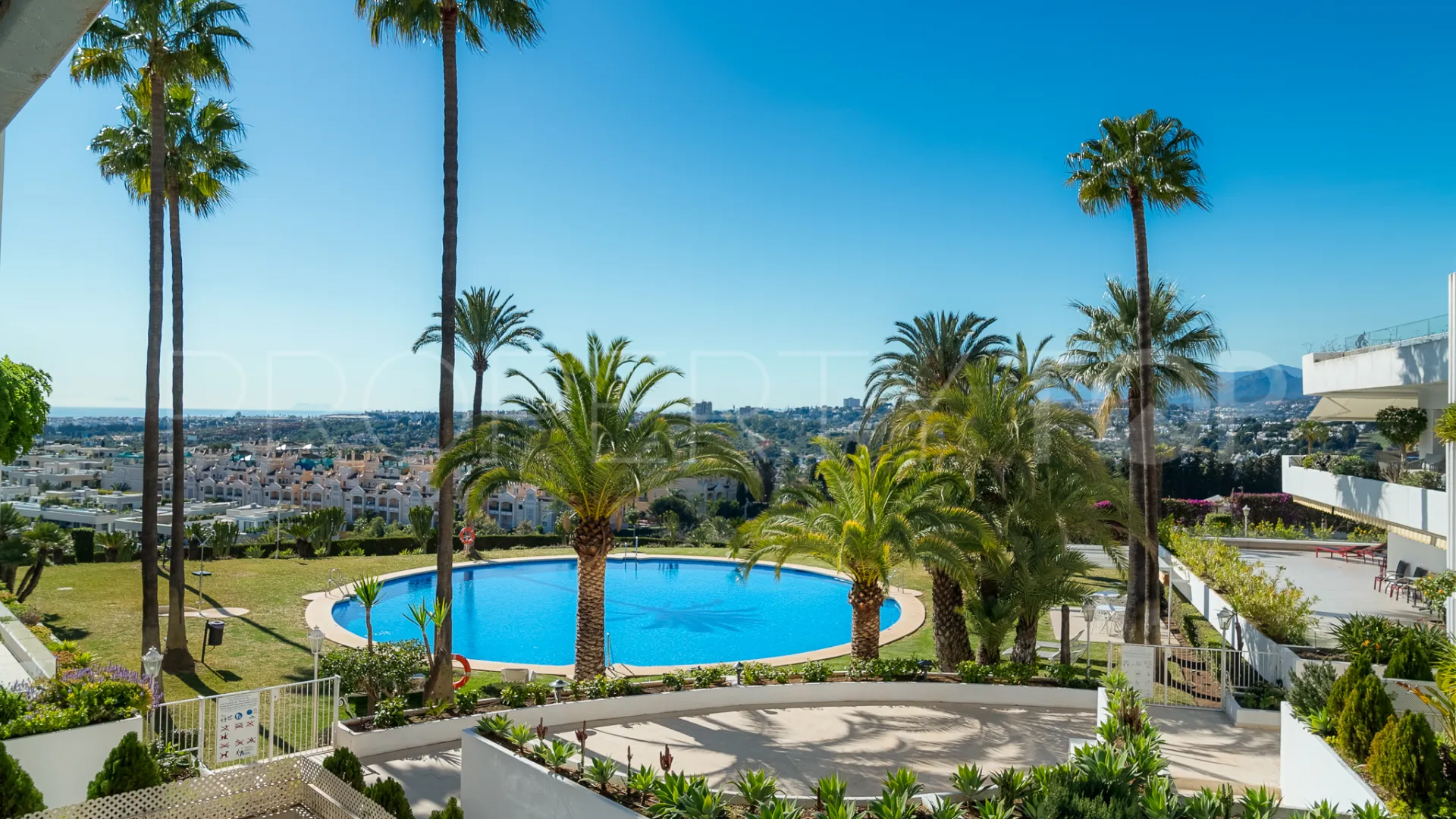 3 bedrooms Marbella Golden Mile apartment for sale