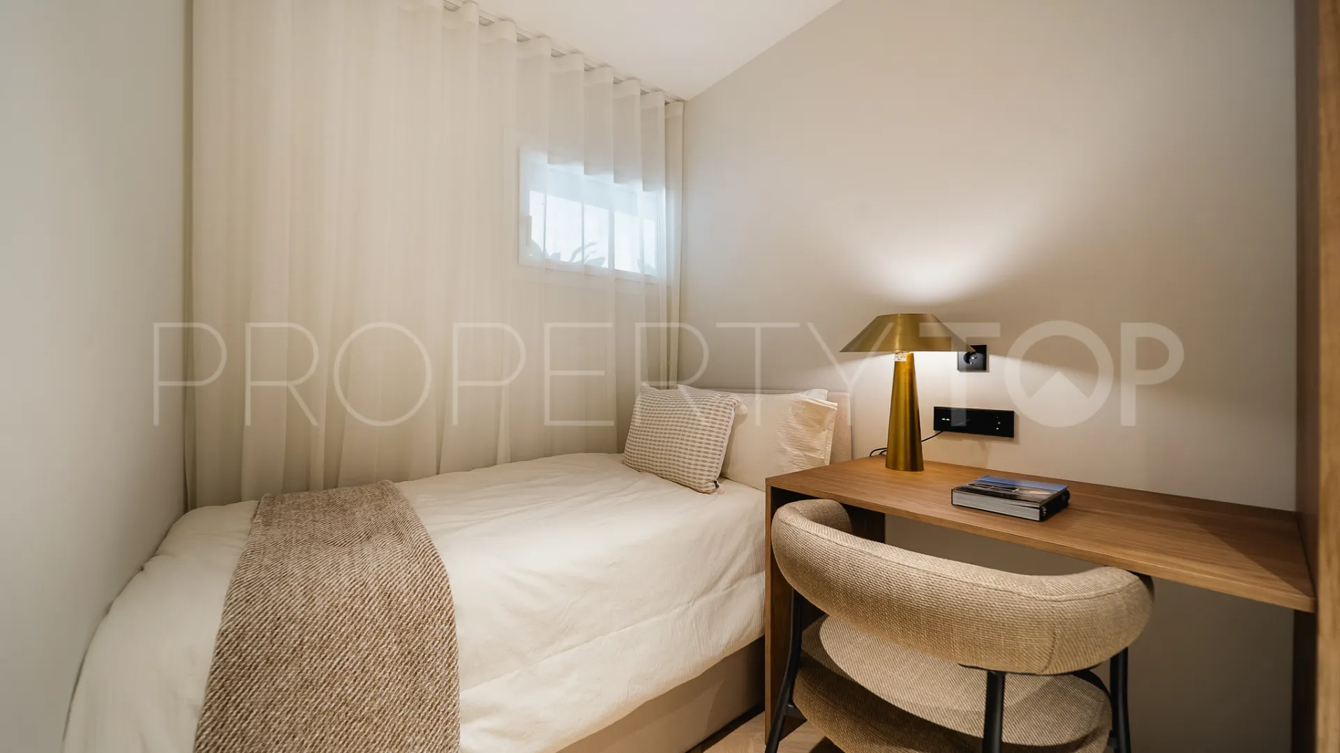 3 bedrooms Marbella Golden Mile apartment for sale