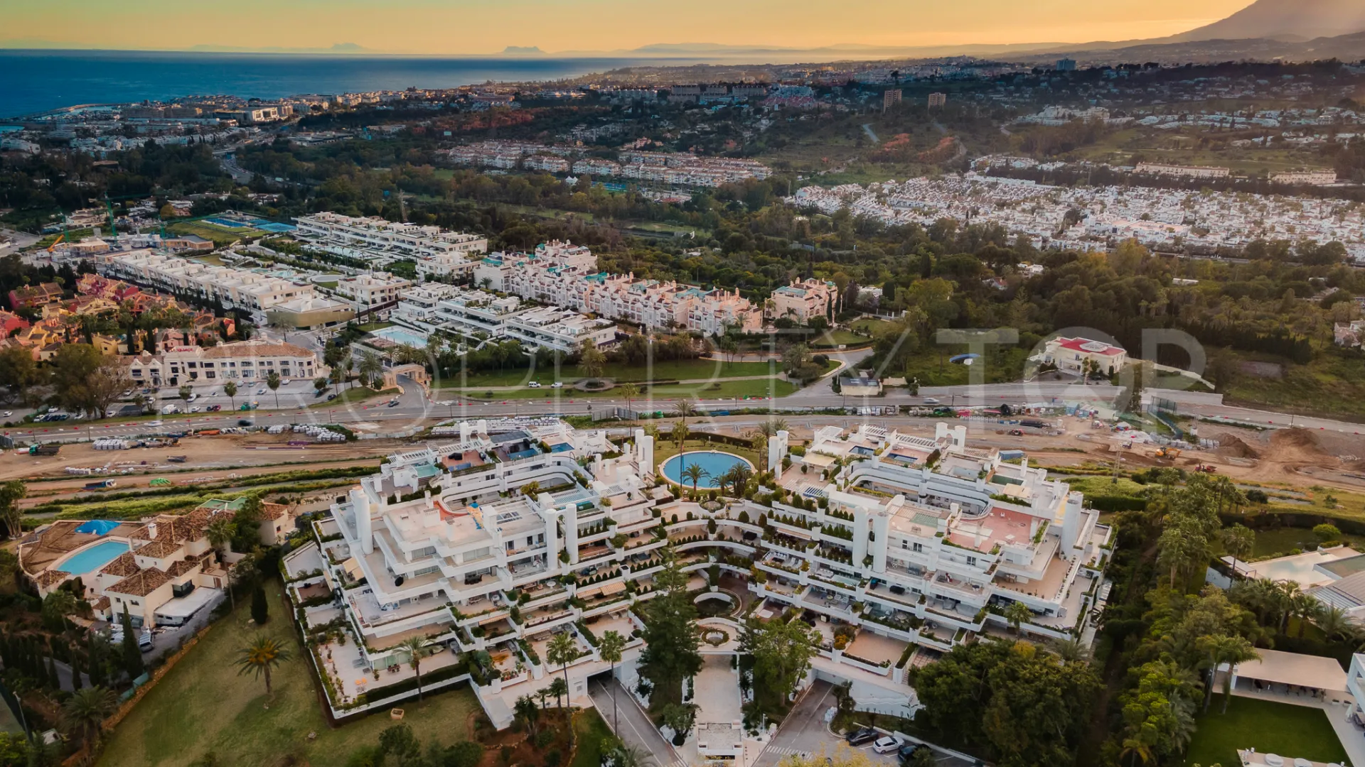 3 bedrooms Marbella Golden Mile apartment for sale