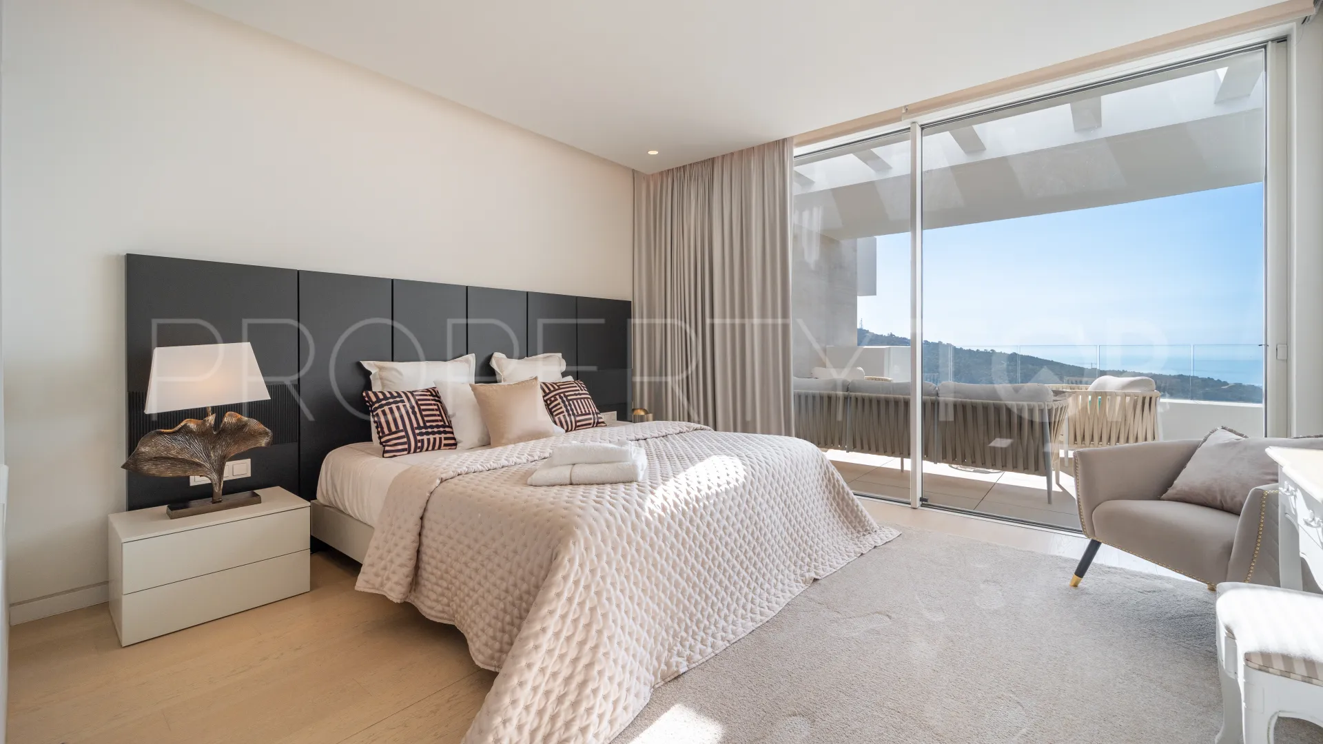 Buy 3 bedrooms apartment in Palo Alto