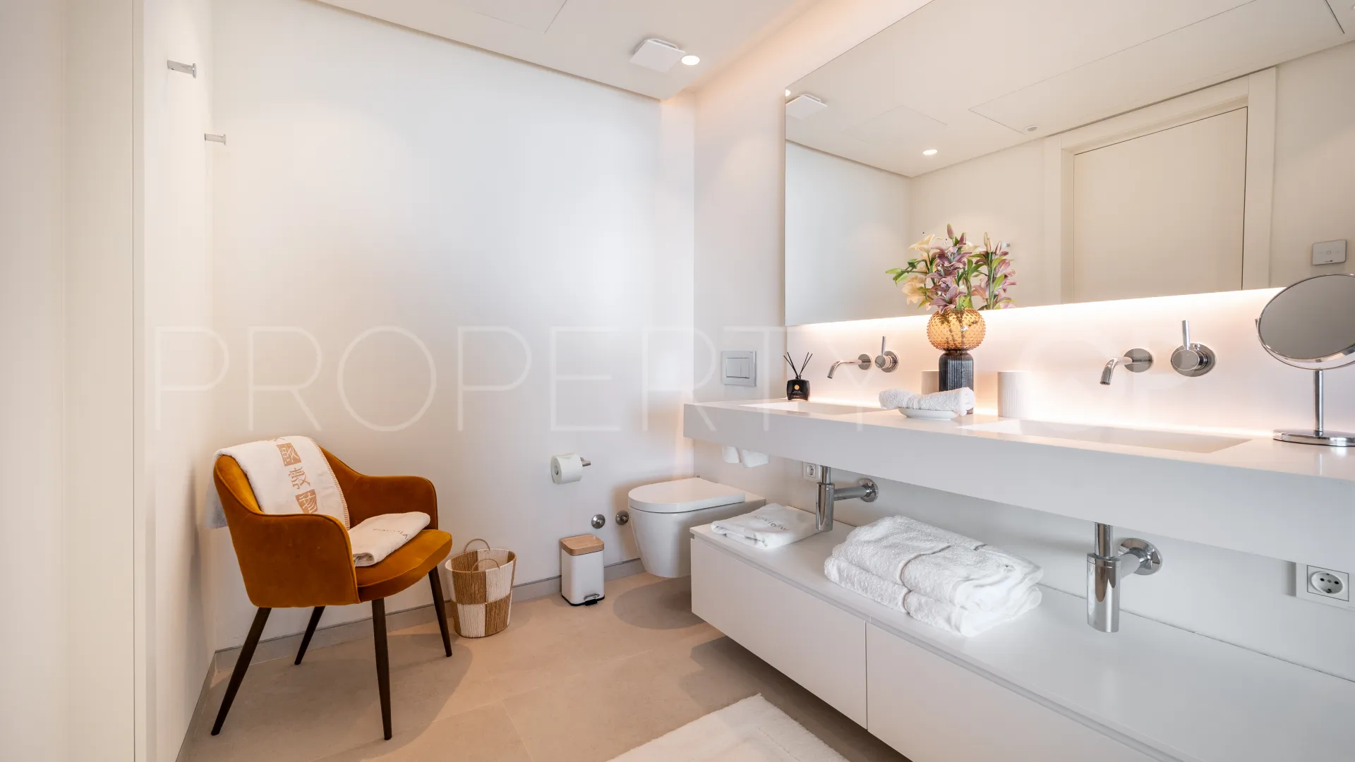 Buy 3 bedrooms apartment in Palo Alto