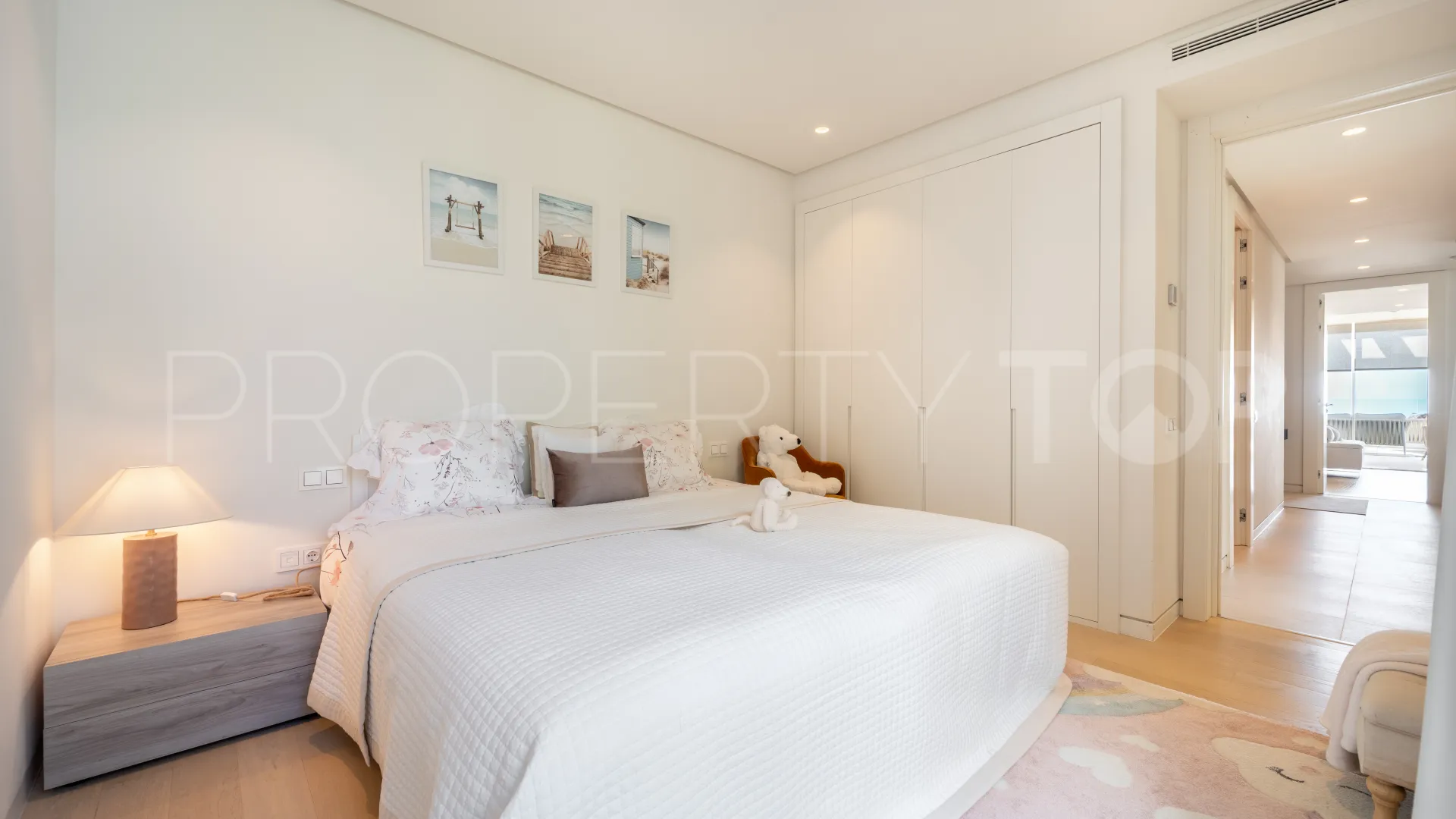 Buy 3 bedrooms apartment in Palo Alto