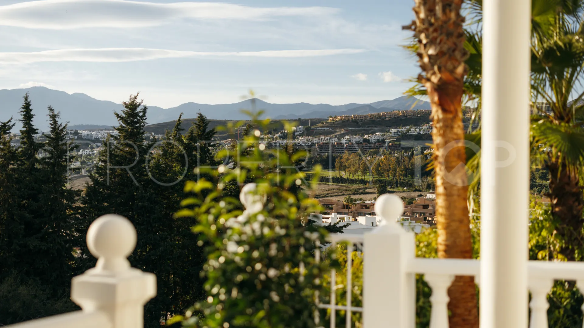 Atalaya Golf 2 bedrooms town house for sale