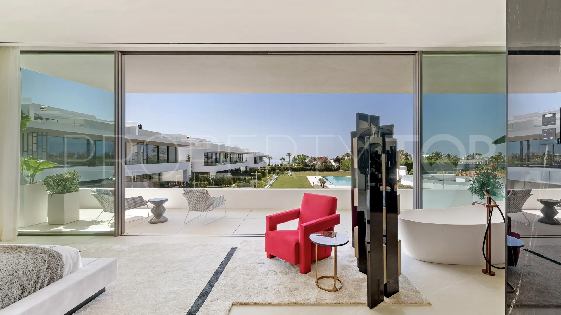 Adosado con 4 dormitorios en venta en Marbella Golden Mile