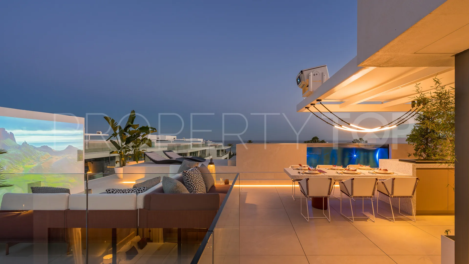 Adosado con 4 dormitorios en venta en Marbella Golden Mile