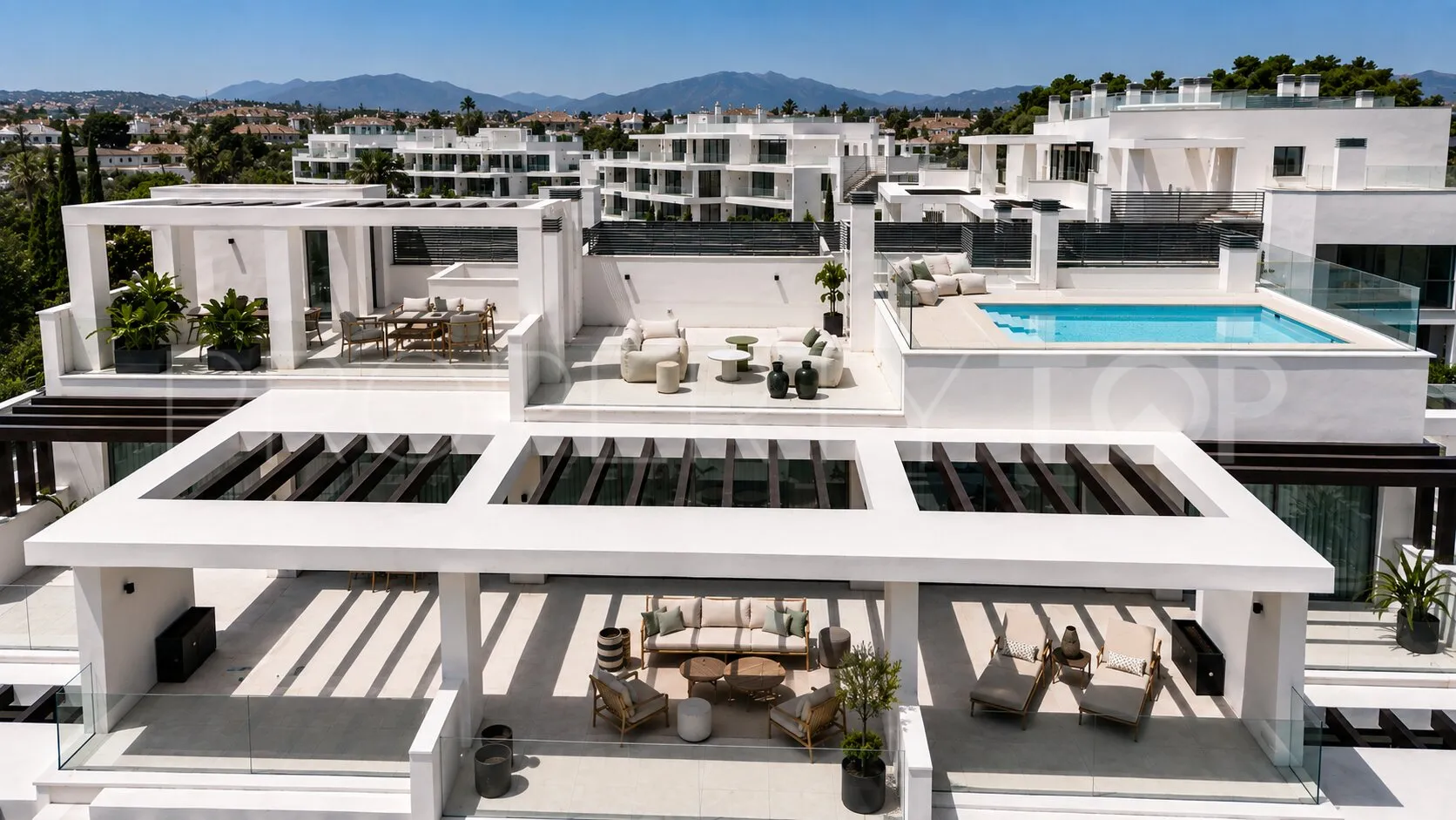 Comprar Ático en Marbella Golden Mile de 4 dormitorios