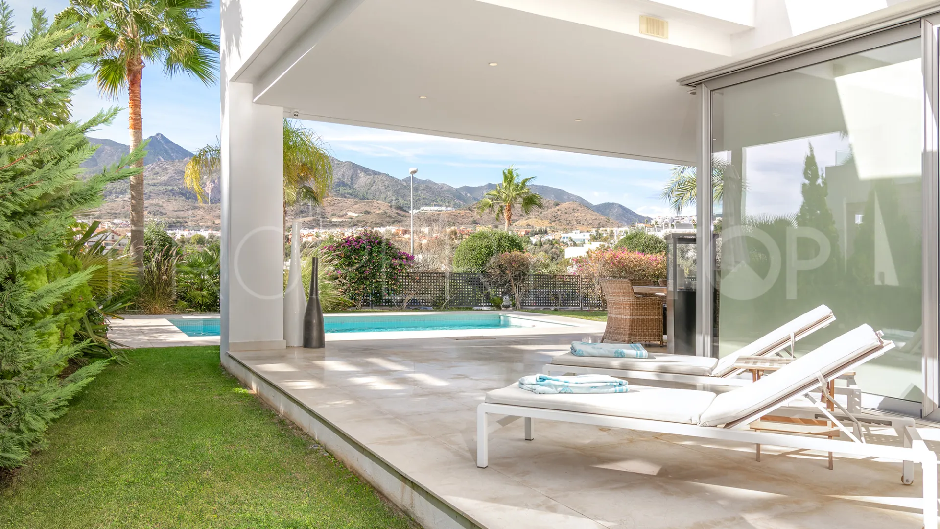 For sale 3 bedrooms chalet in Rio Real
