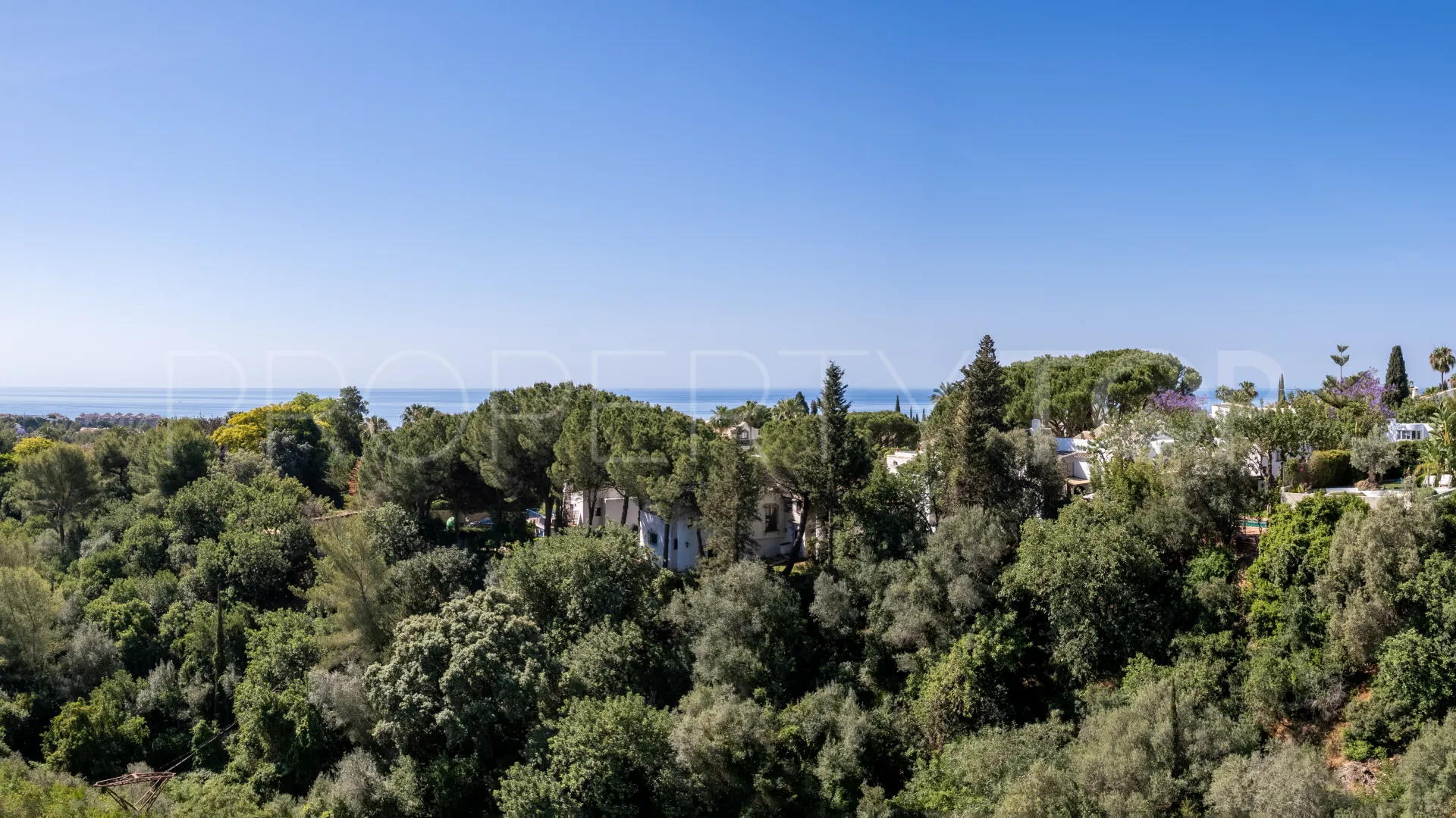 Se vende chalet de 5 dormitorios en Marbella Golden Mile