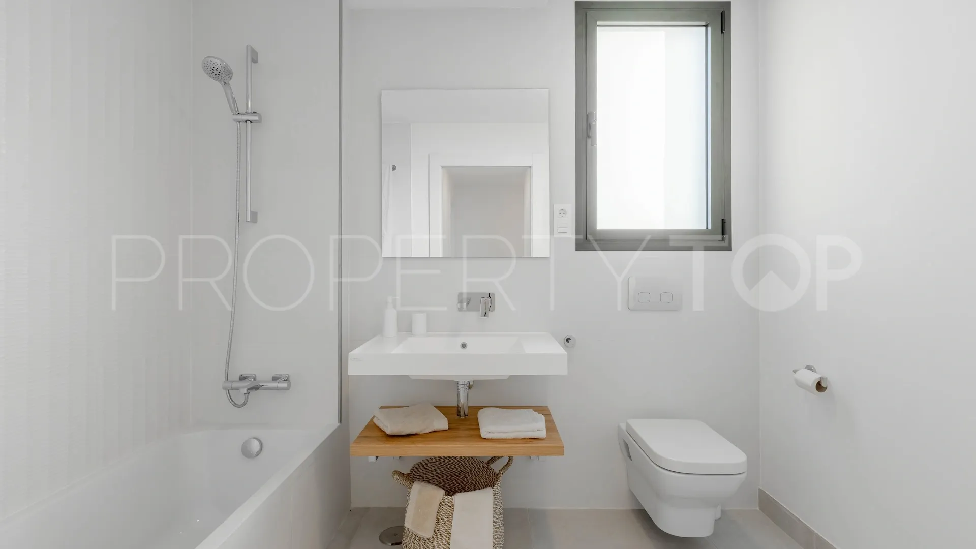 El Chaparral town house for sale