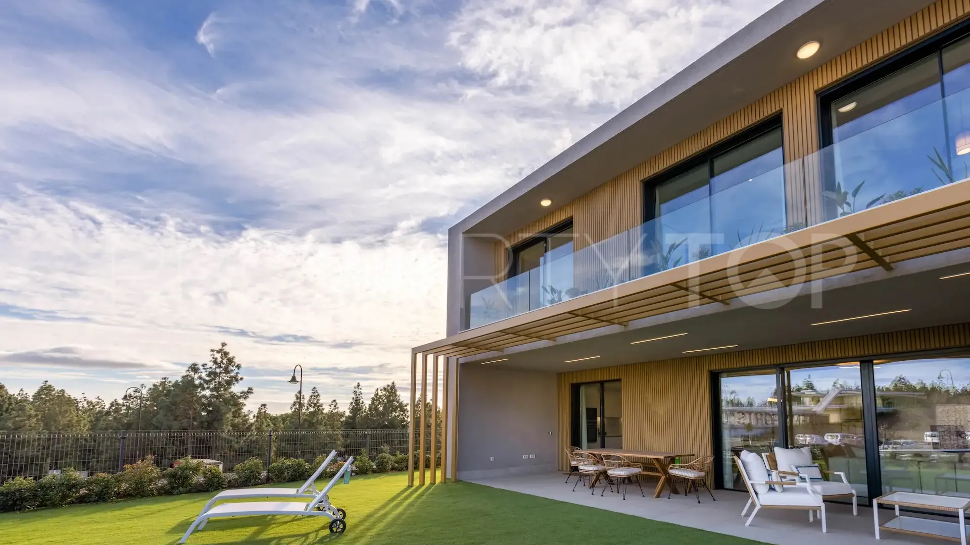 El Chaparral town house for sale