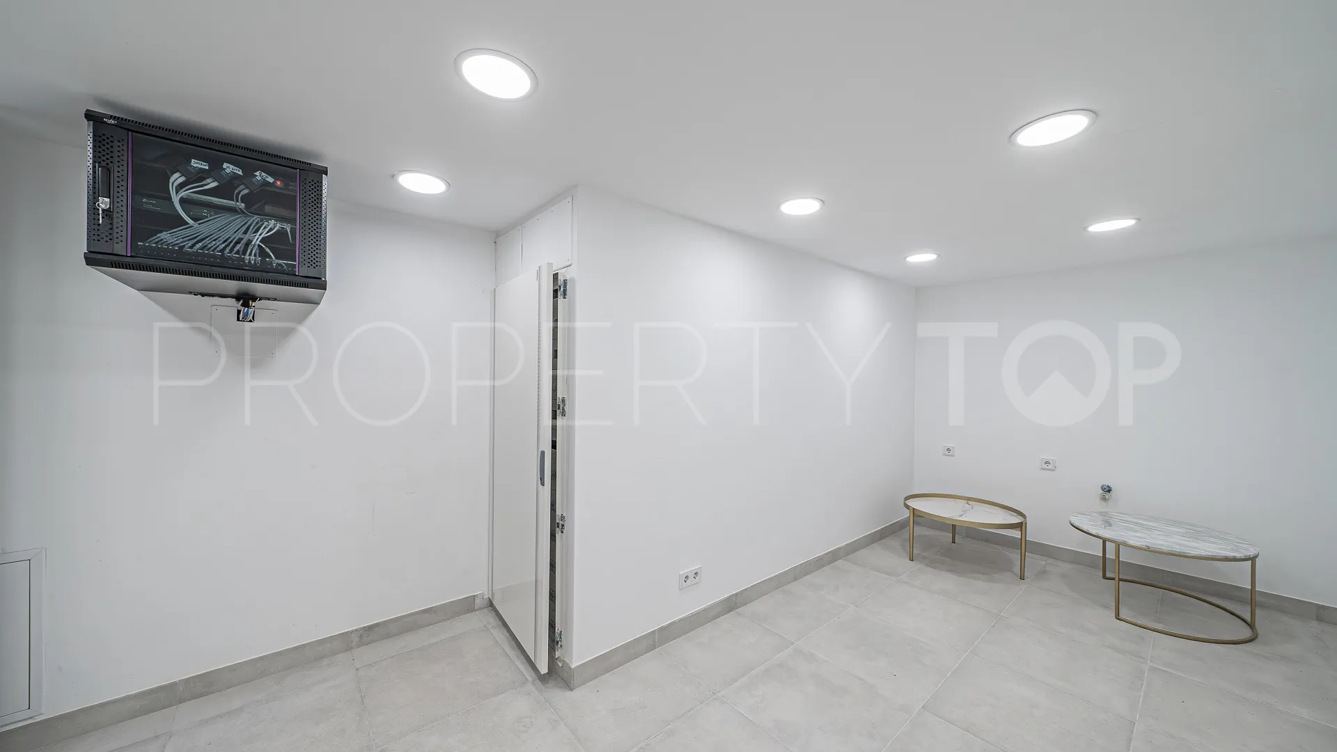 Chalet a la venta en Las Lomas del Marbella Club de 5 dormitorios