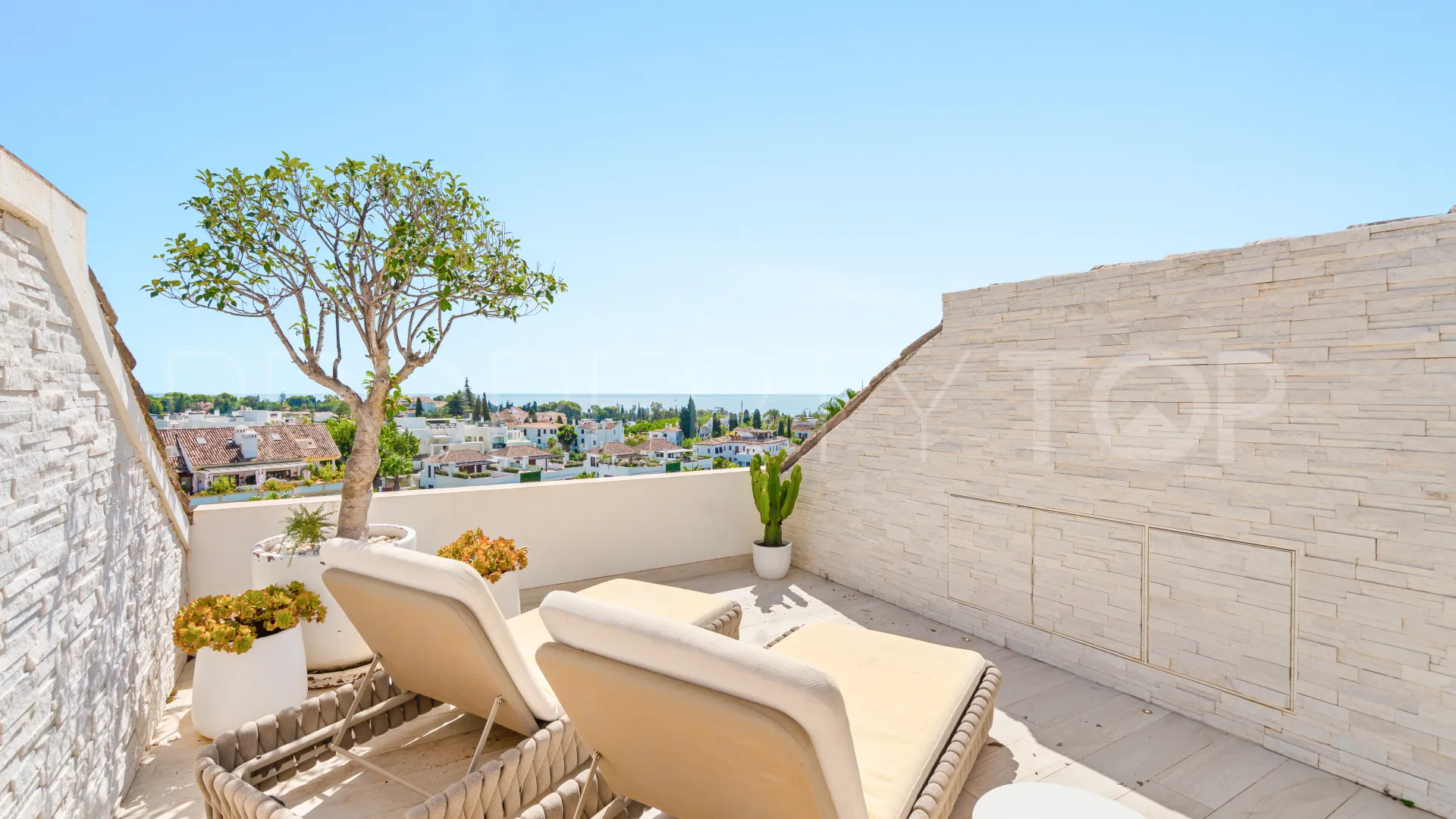 3 bedrooms duplex penthouse for sale in Monte Paraiso