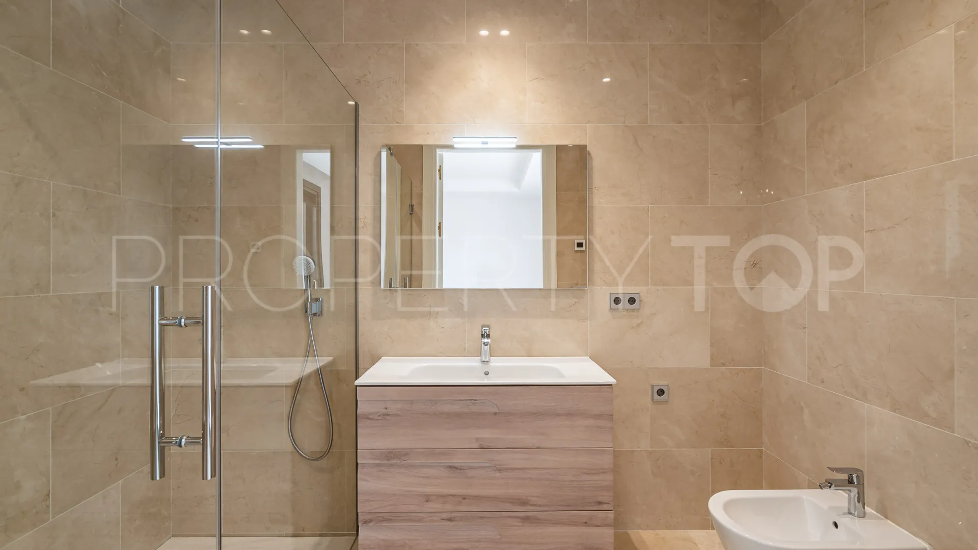 Villa for sale in Casasola