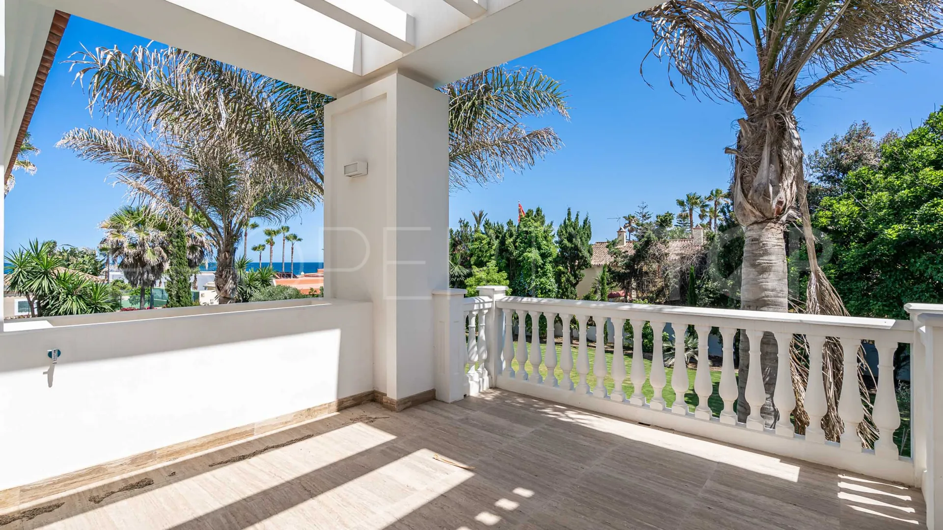 Villa for sale in Casasola