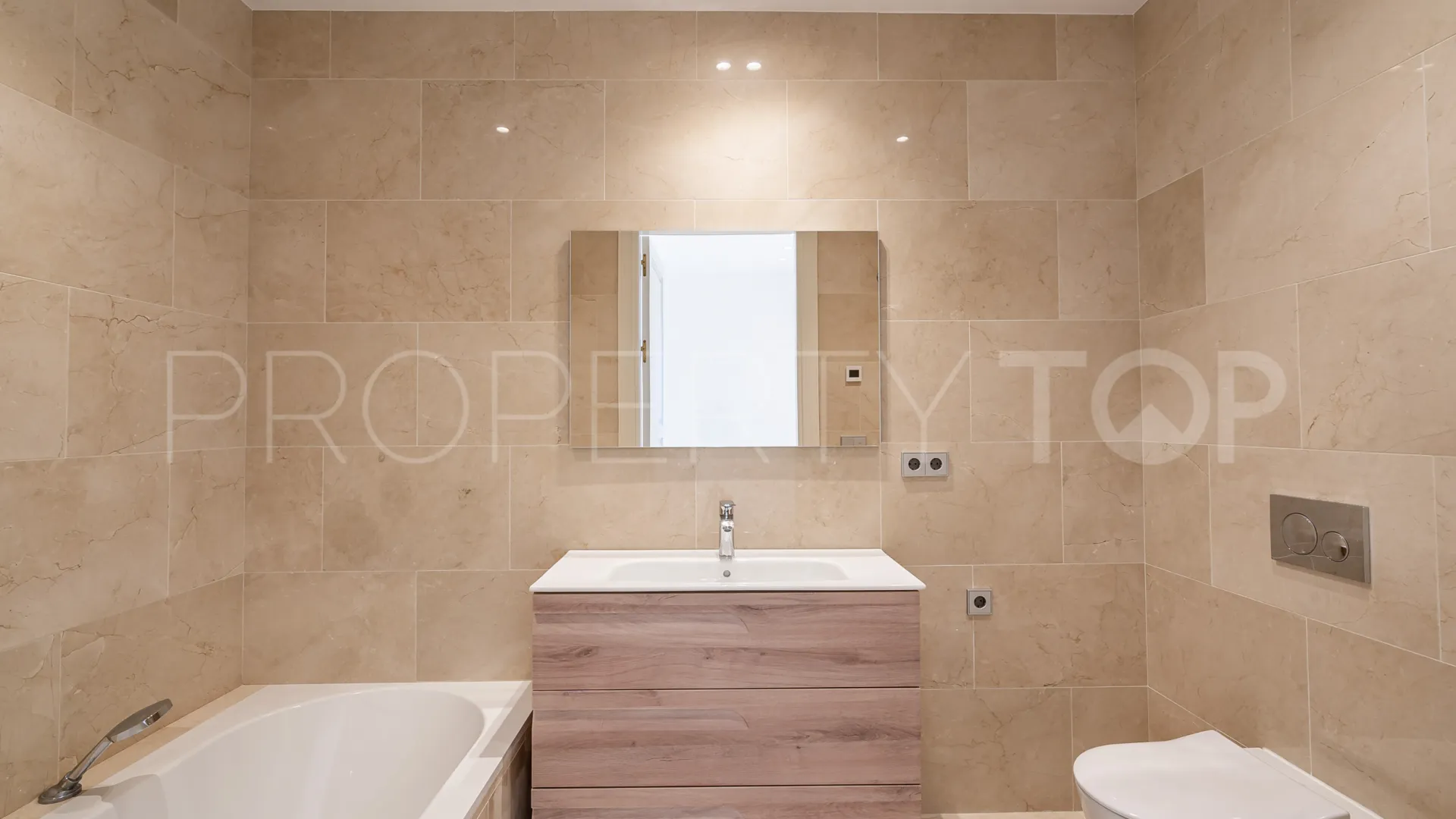 Villa for sale in Casasola