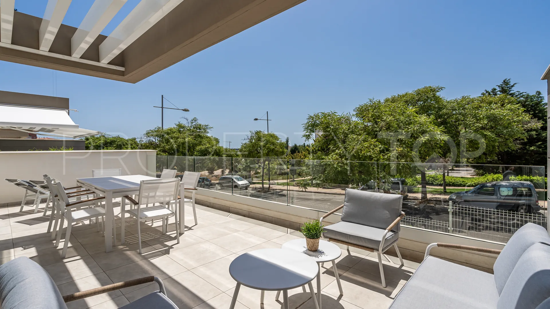 Se vende apartamento en Las Mesas de 2 dormitorios