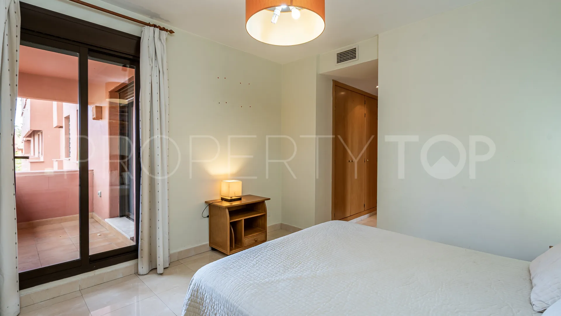 Apartment for sale in Las Salinas