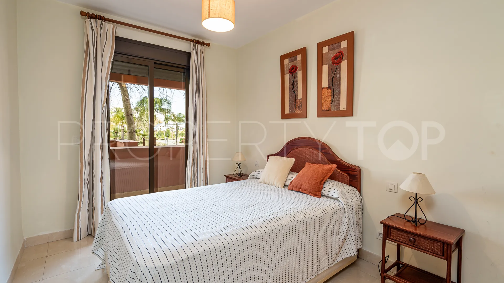 Apartment for sale in Las Salinas