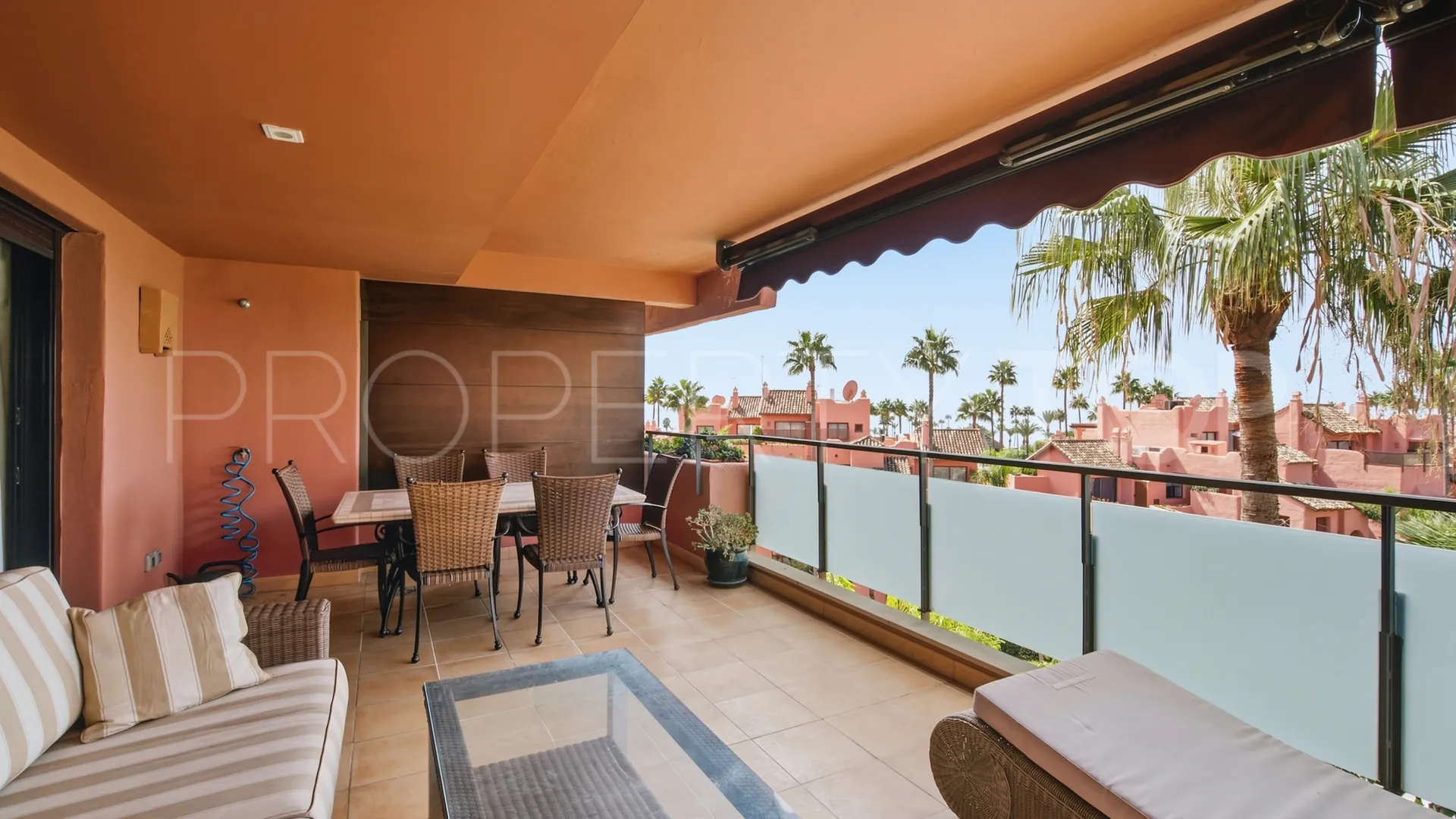 Apartamento a la venta de 3 dormitorios en Las Salinas