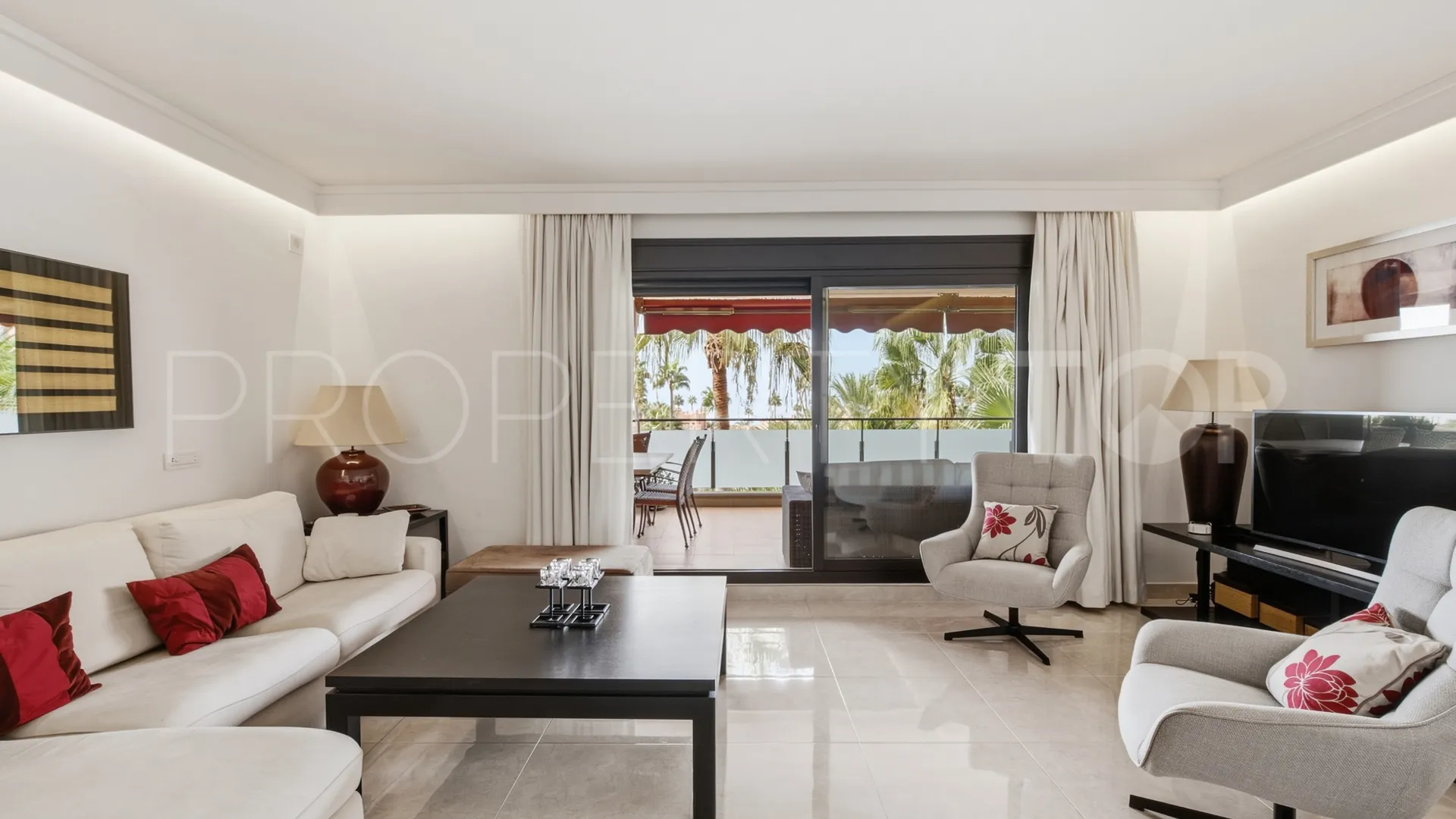 Apartamento a la venta de 3 dormitorios en Las Salinas