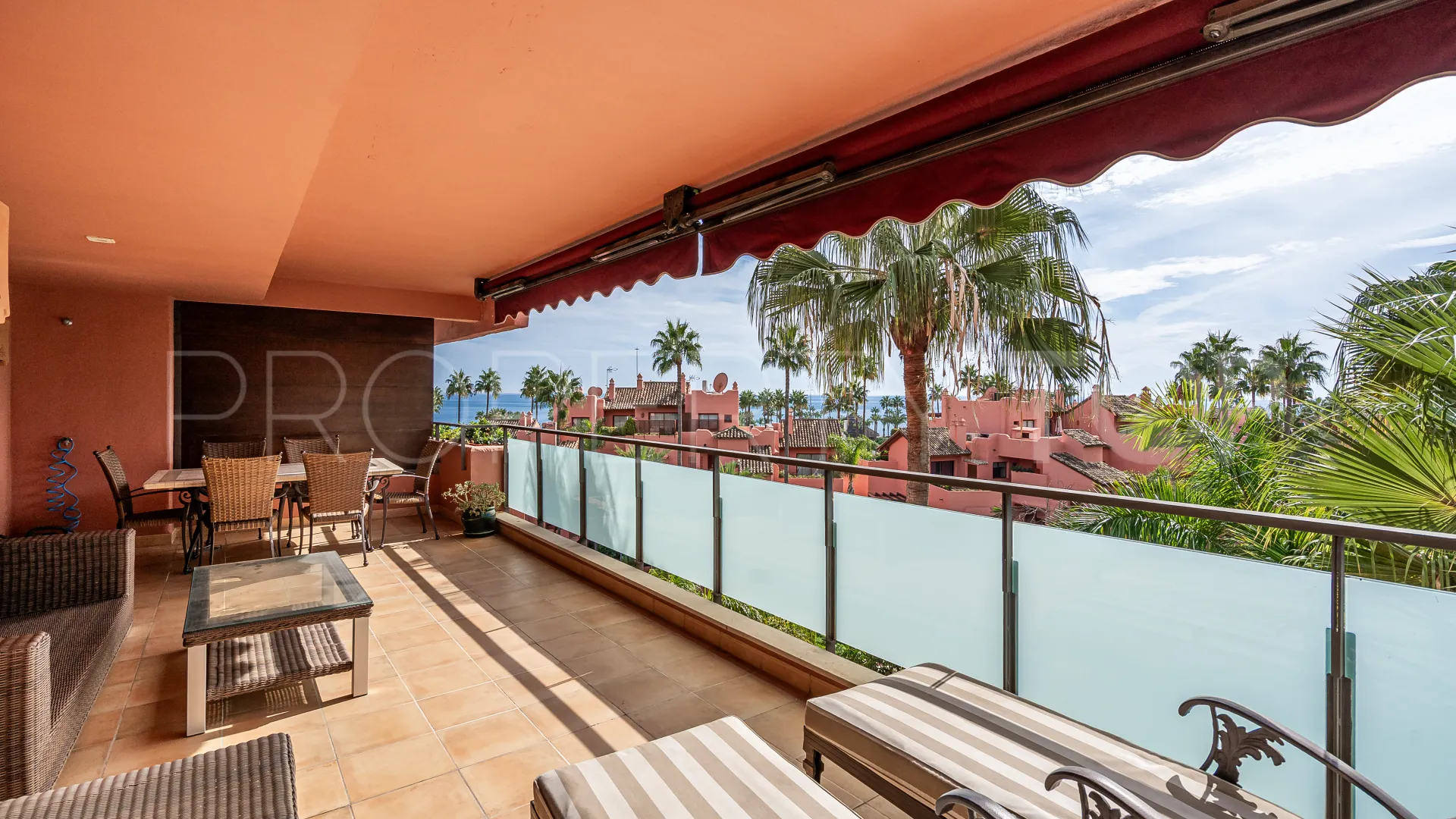 Apartamento a la venta de 3 dormitorios en Las Salinas