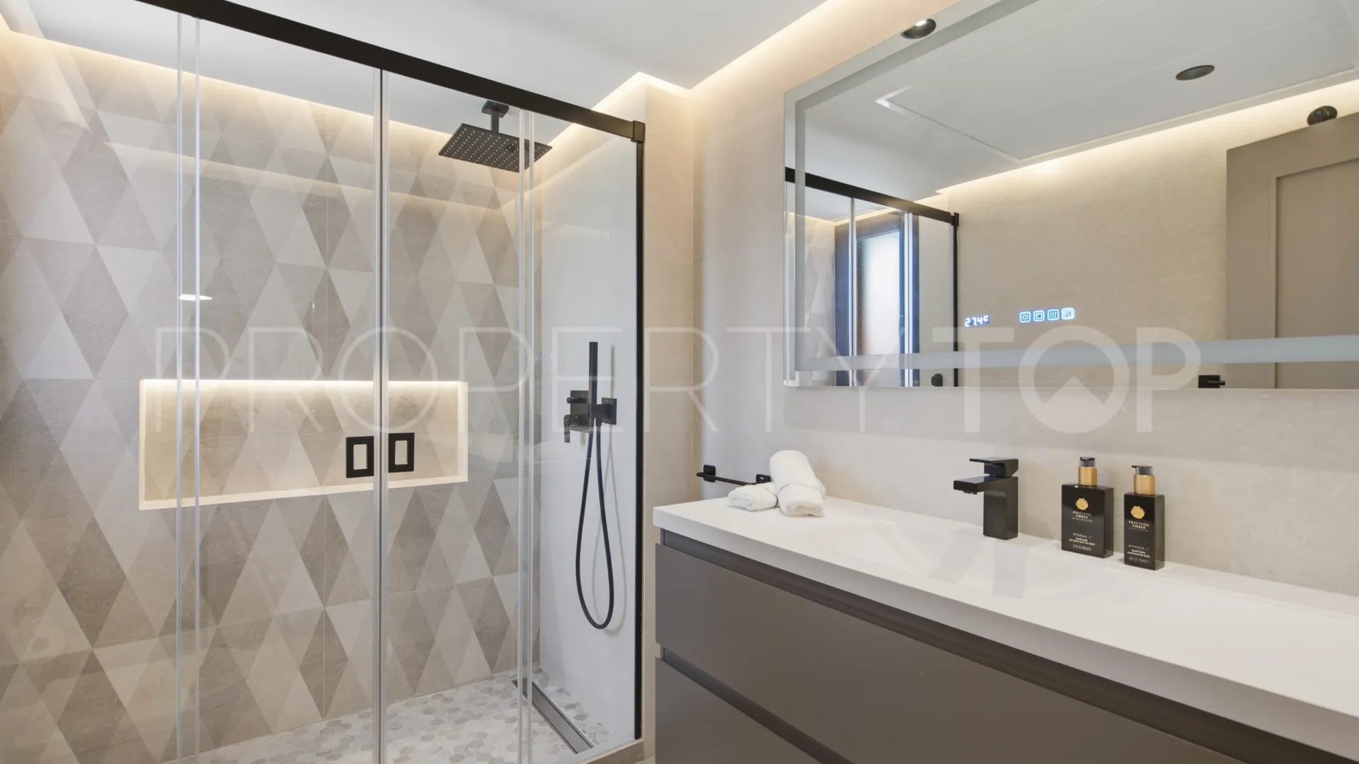 Penthouse for sale in Las Salinas