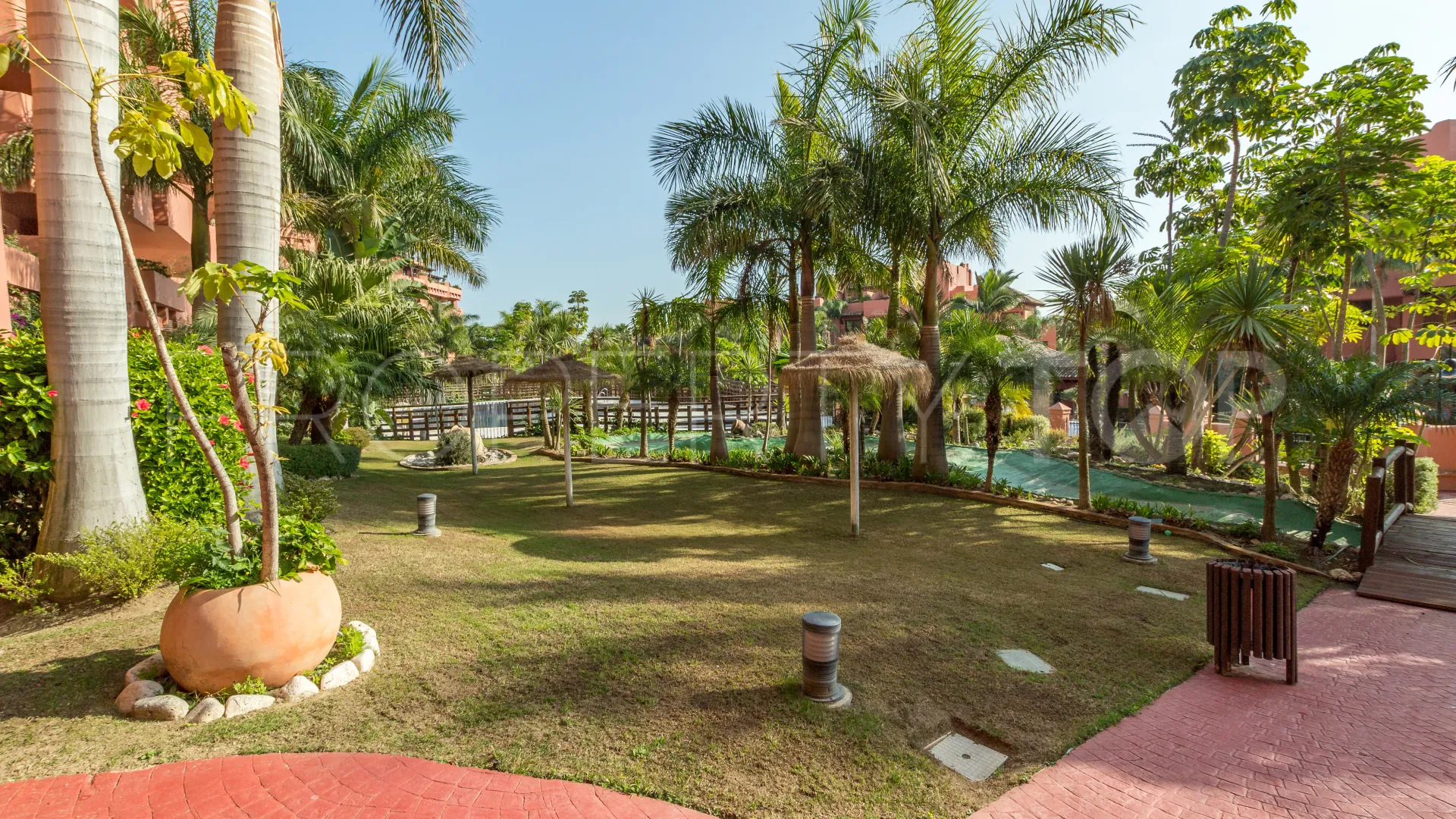 Apartamento planta baja a la venta en Las Nayades