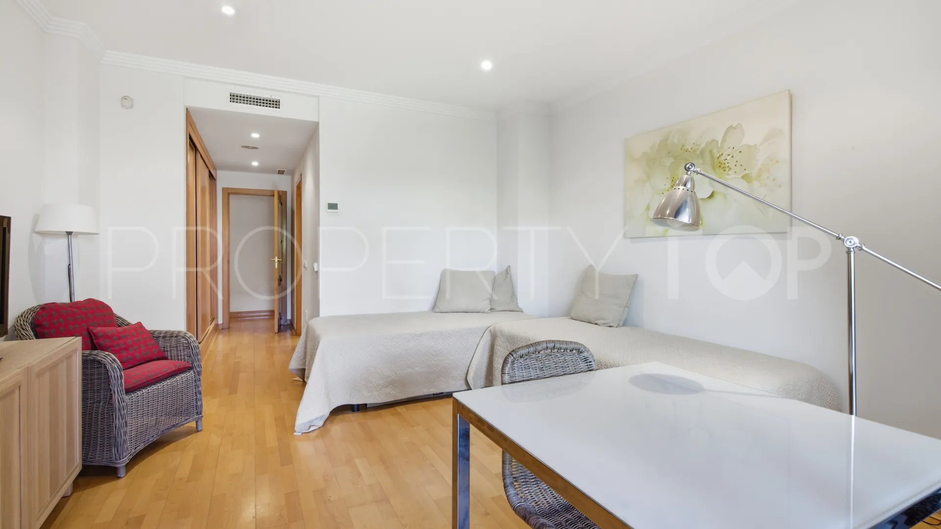 Apartamento planta baja a la venta en Las Nayades