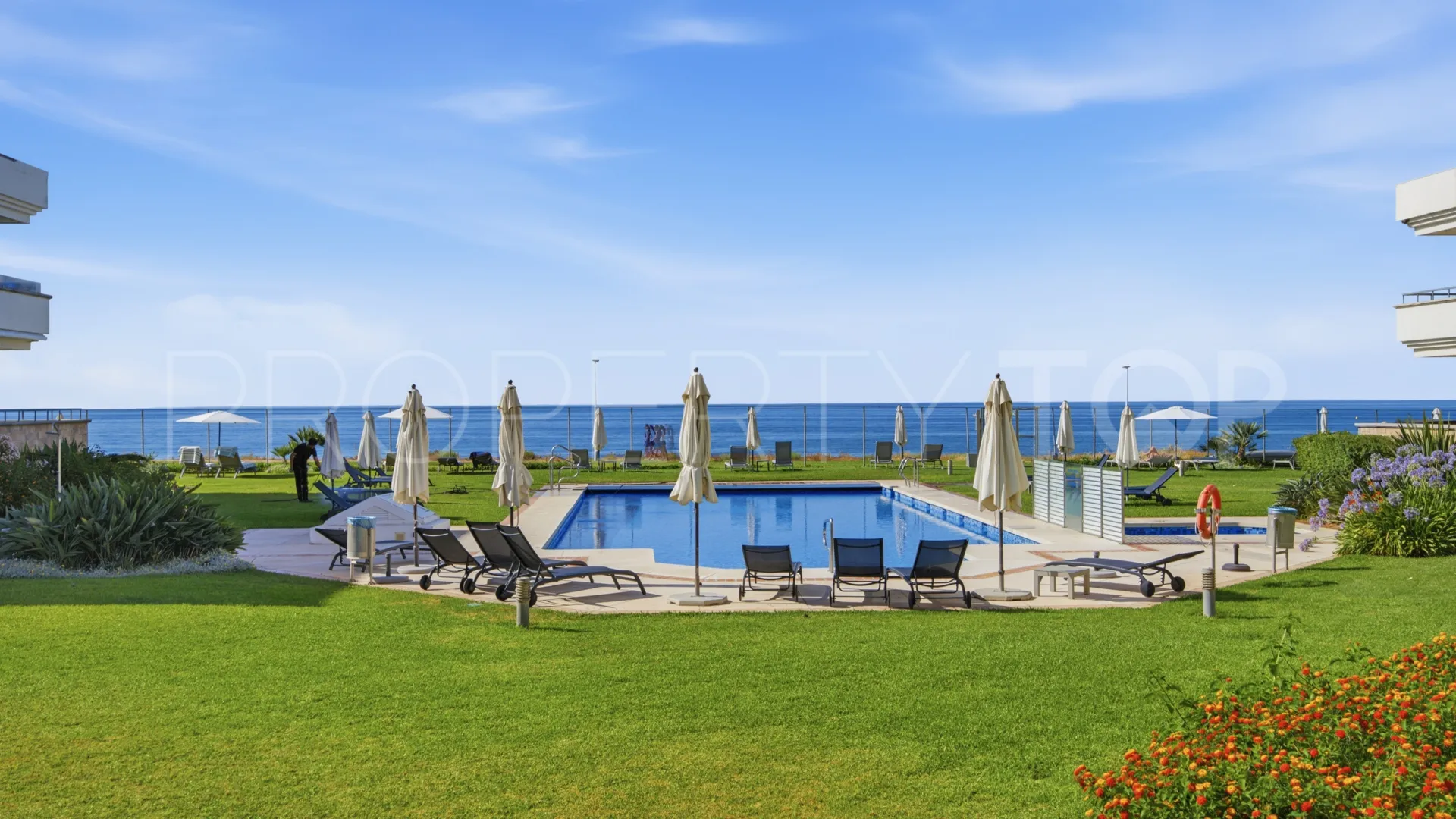 Ground floor apartment for sale in Guadalmansa Playa
