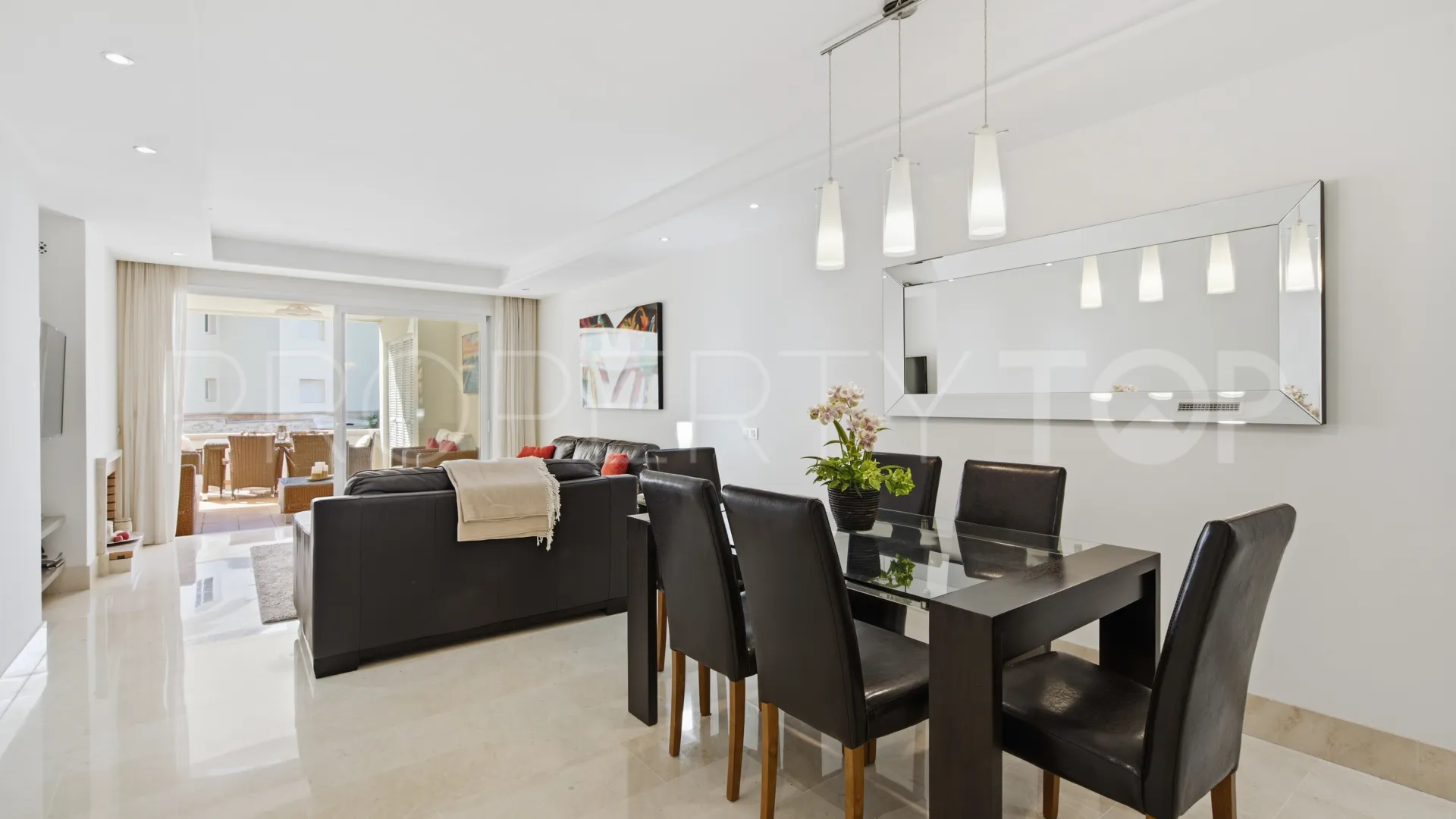 Ground floor apartment for sale in Guadalmansa Playa