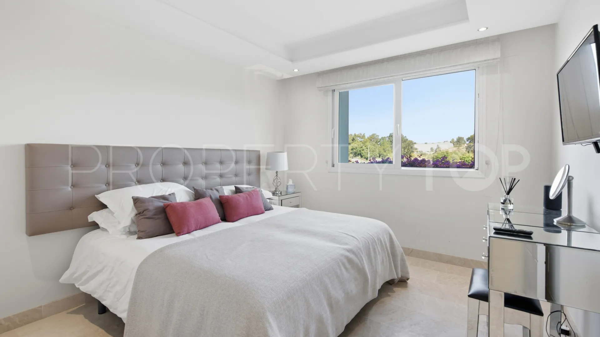 Ground floor apartment for sale in Guadalmansa Playa