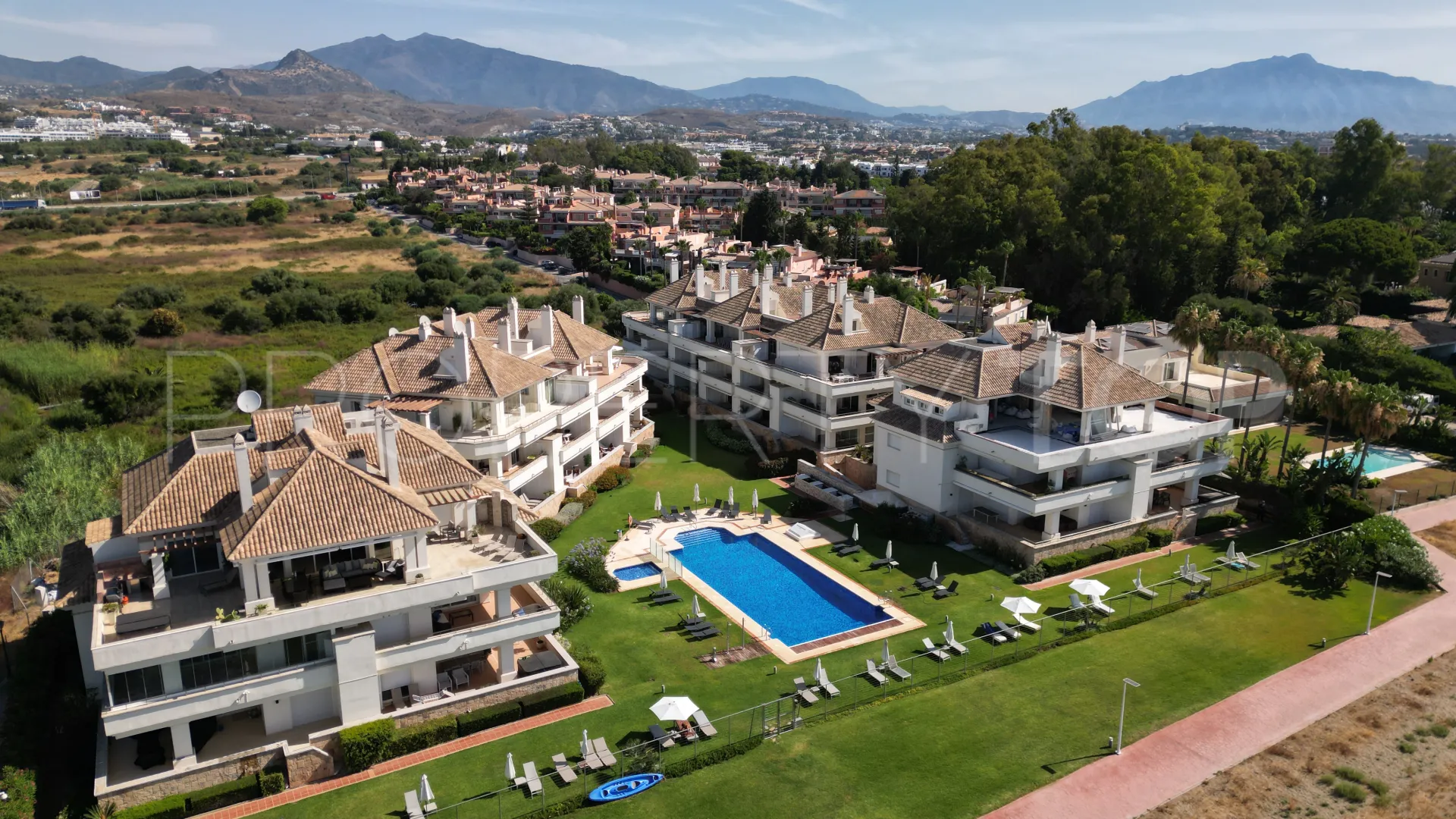 Ground floor apartment for sale in Guadalmansa Playa